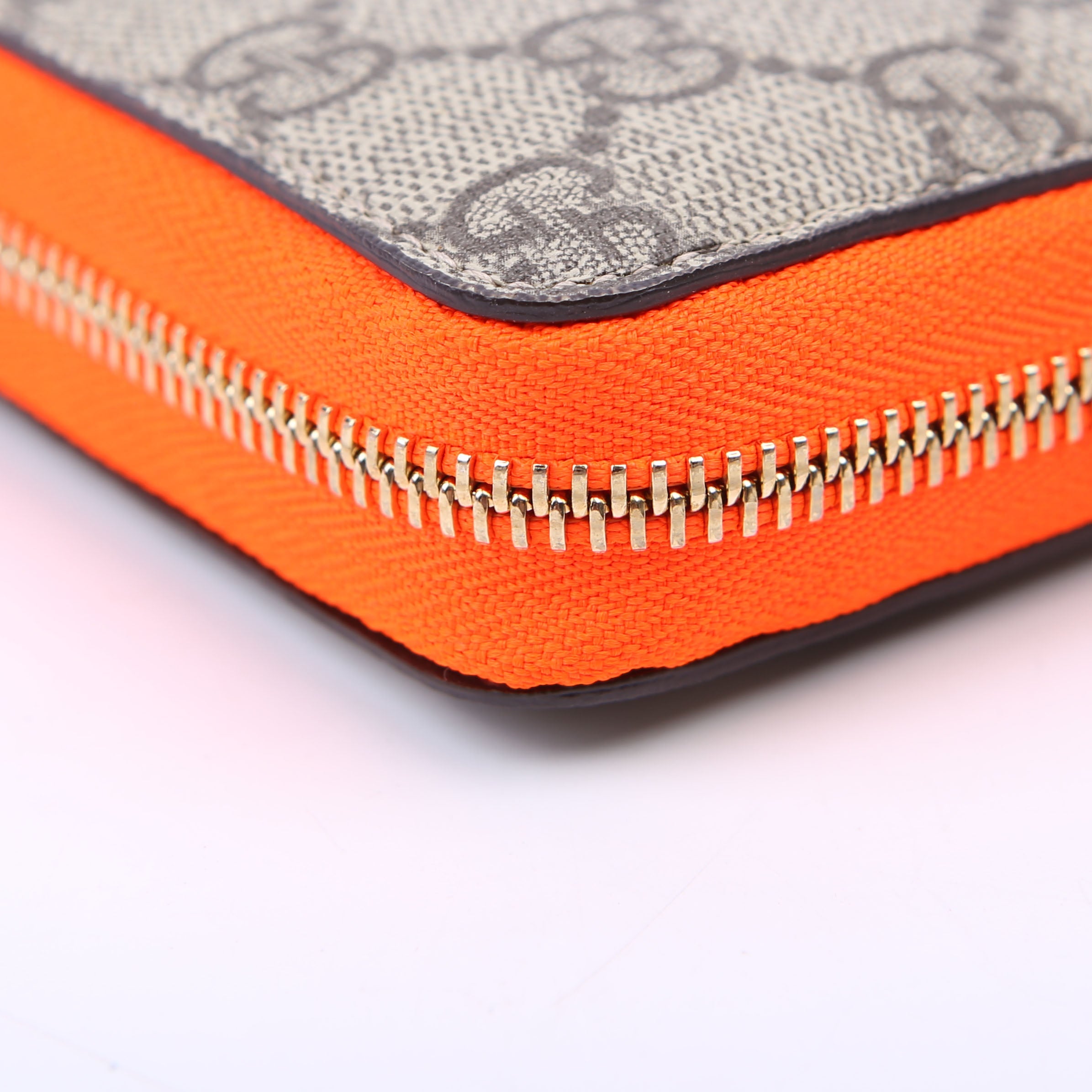 323224 GG Supreme Zip Around Wallet Orange