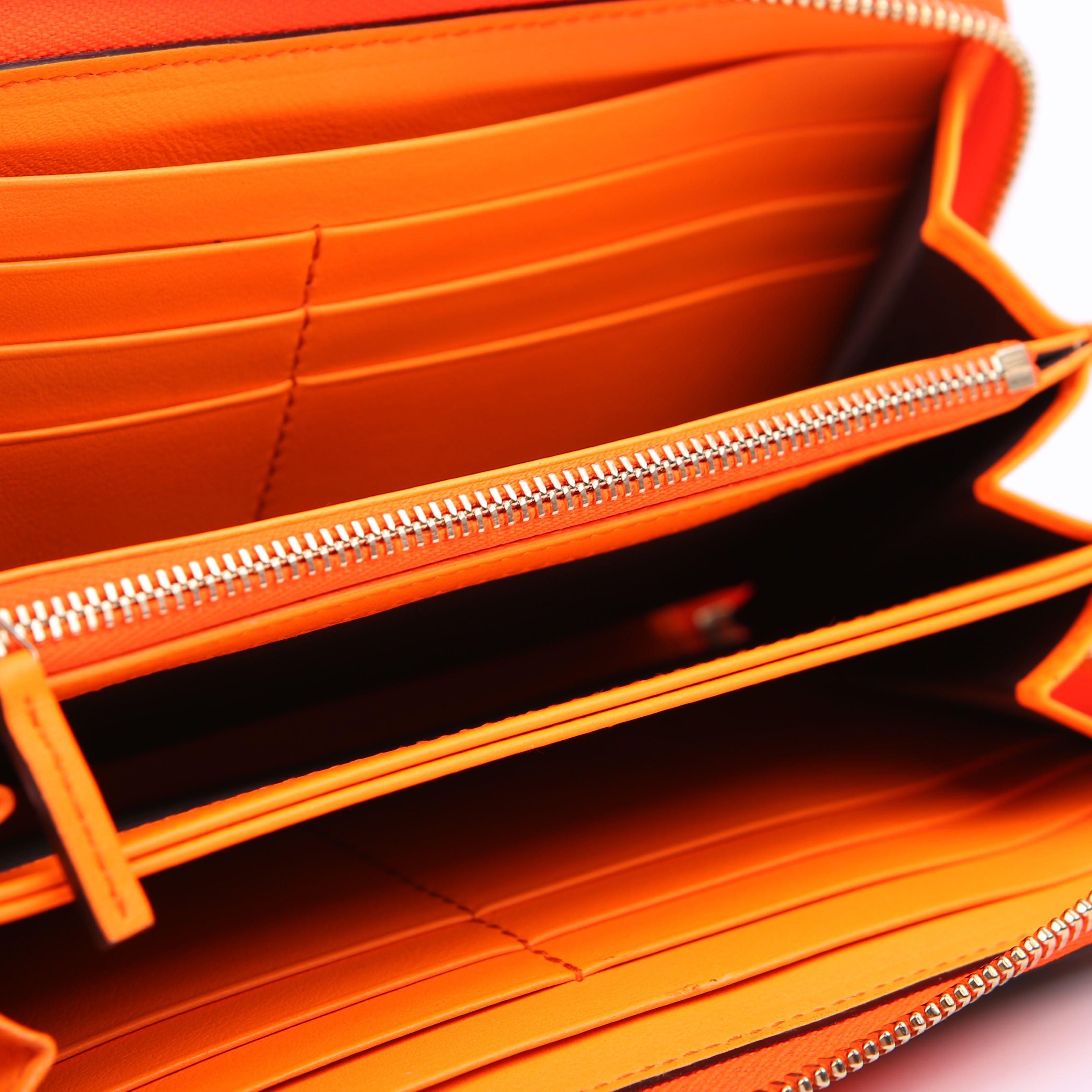 323224 GG Supreme Zip Around Wallet Orange