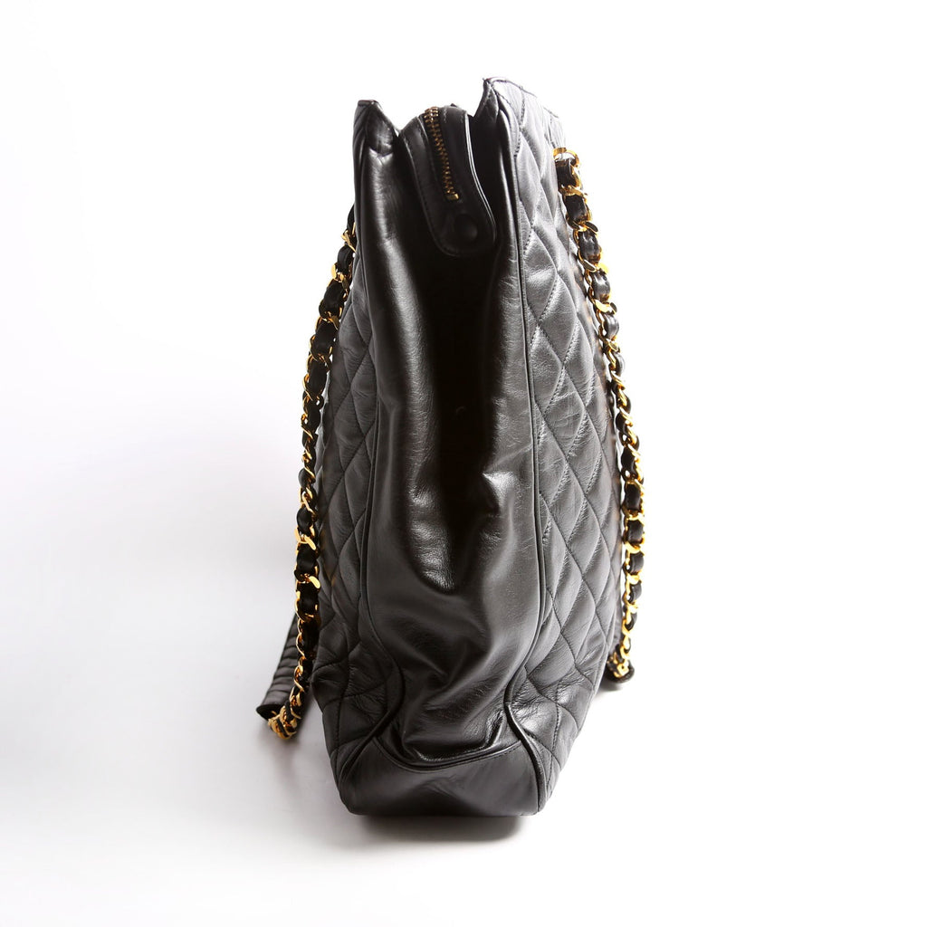 Quilted Lambskin Chain Shoulder Tote 1M Black