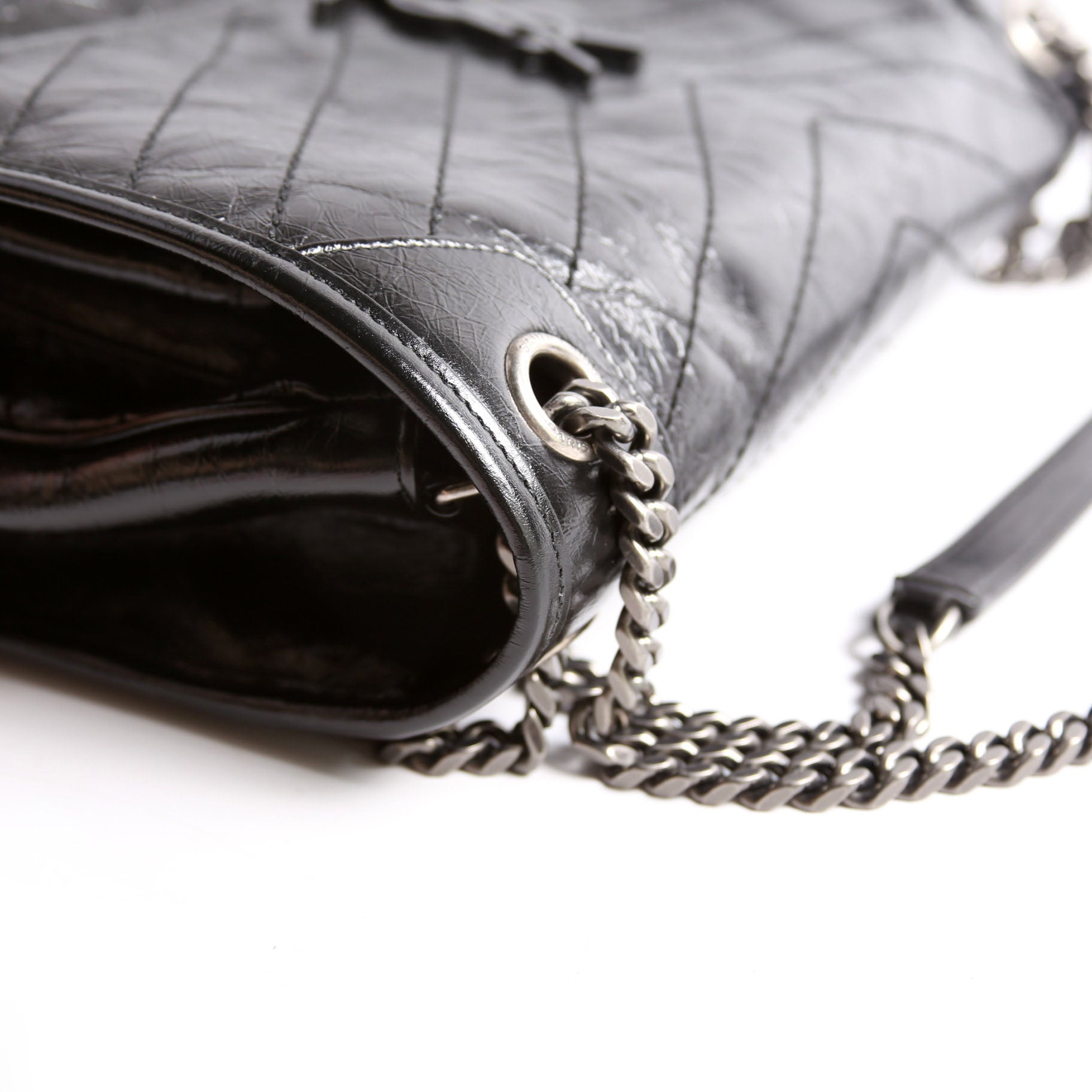 Niki Large Crinkled Leather 633157 Black
