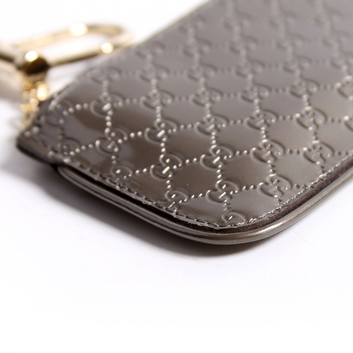 233183 Micro Guccissima Patent Key Pouch Gray
