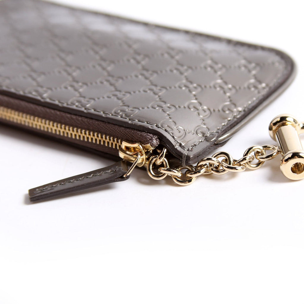 233183 Micro Guccissima Patent Key Pouch Gray