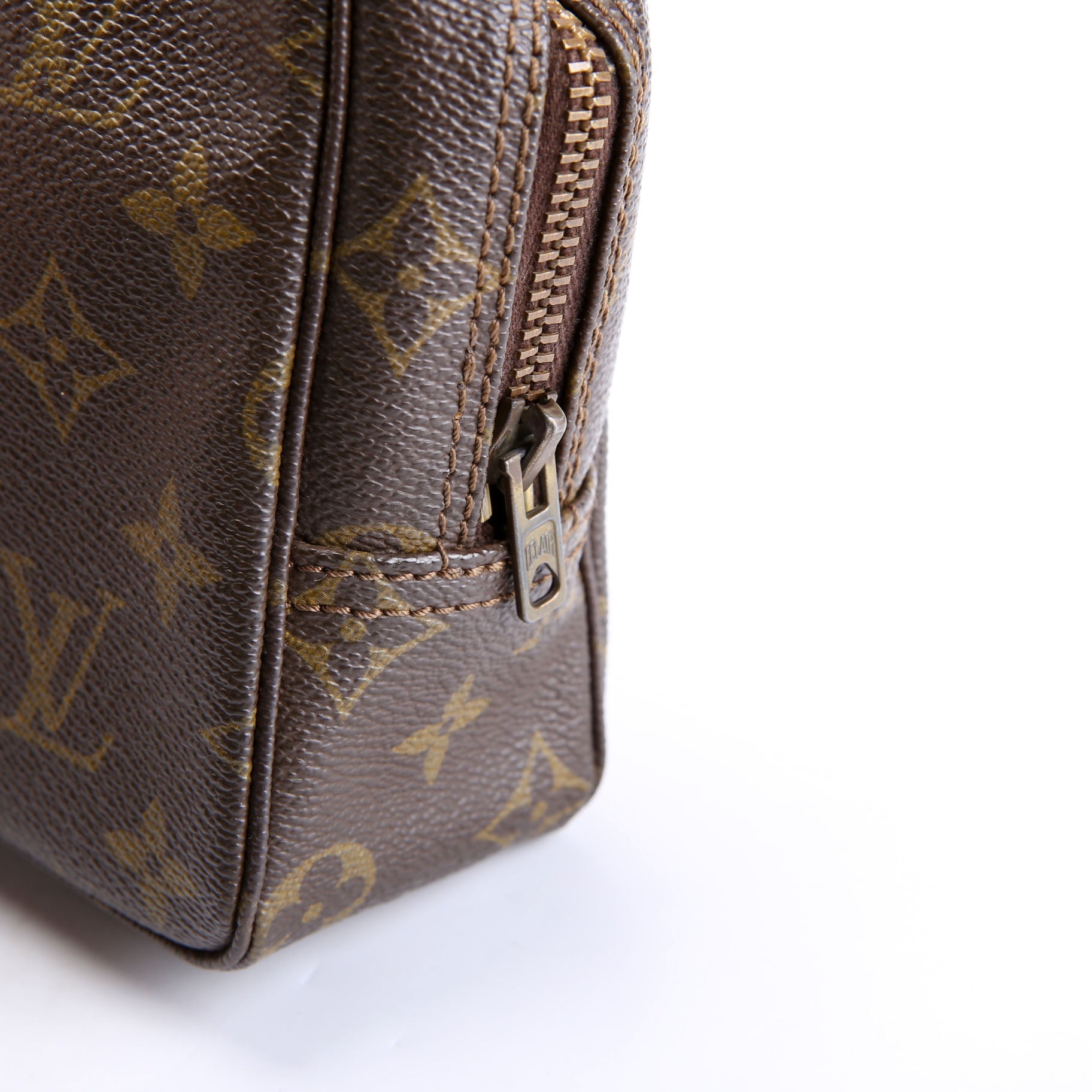 Trousse Toilette 23 Monogram