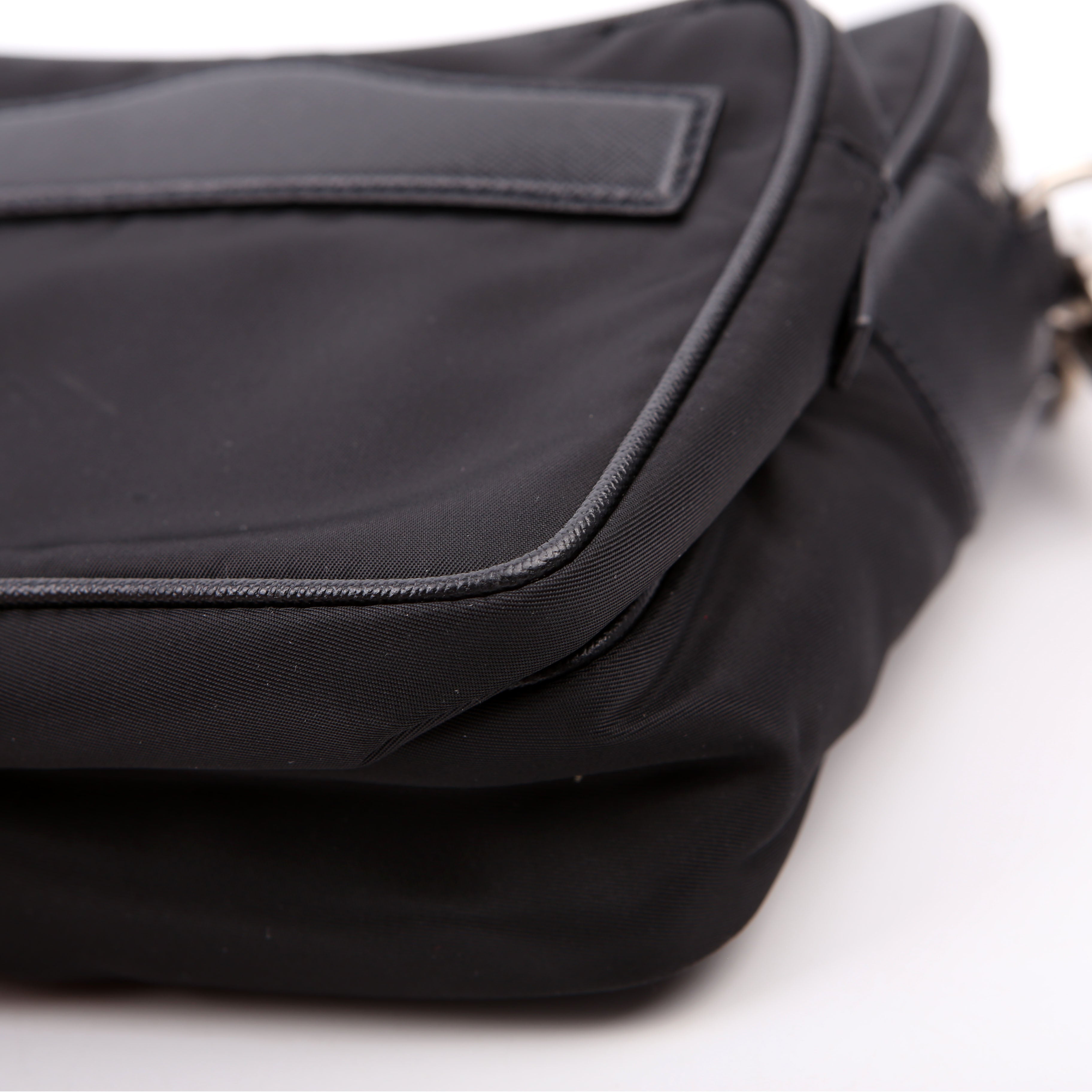 BR2159 Nylon Semitracolla Shoulder Bag Black