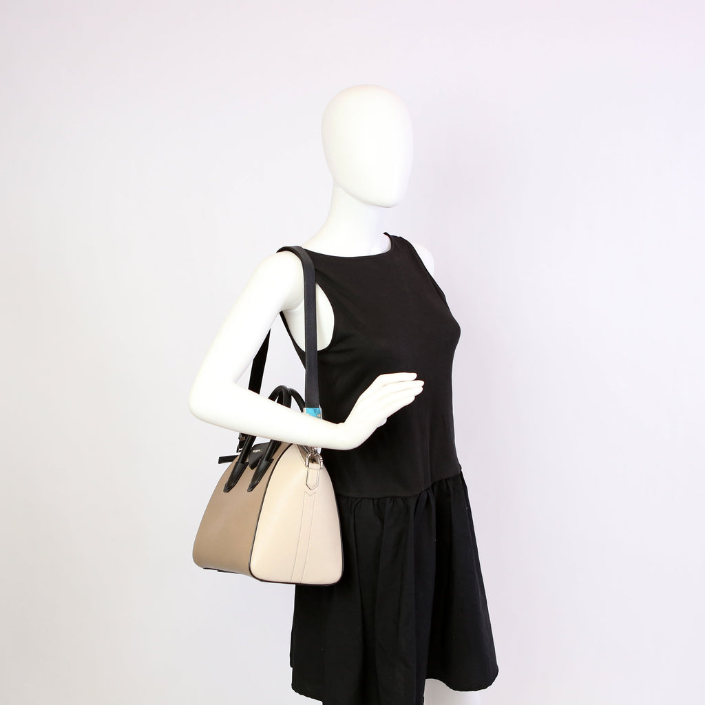 Antigona Satchel Medium Beige