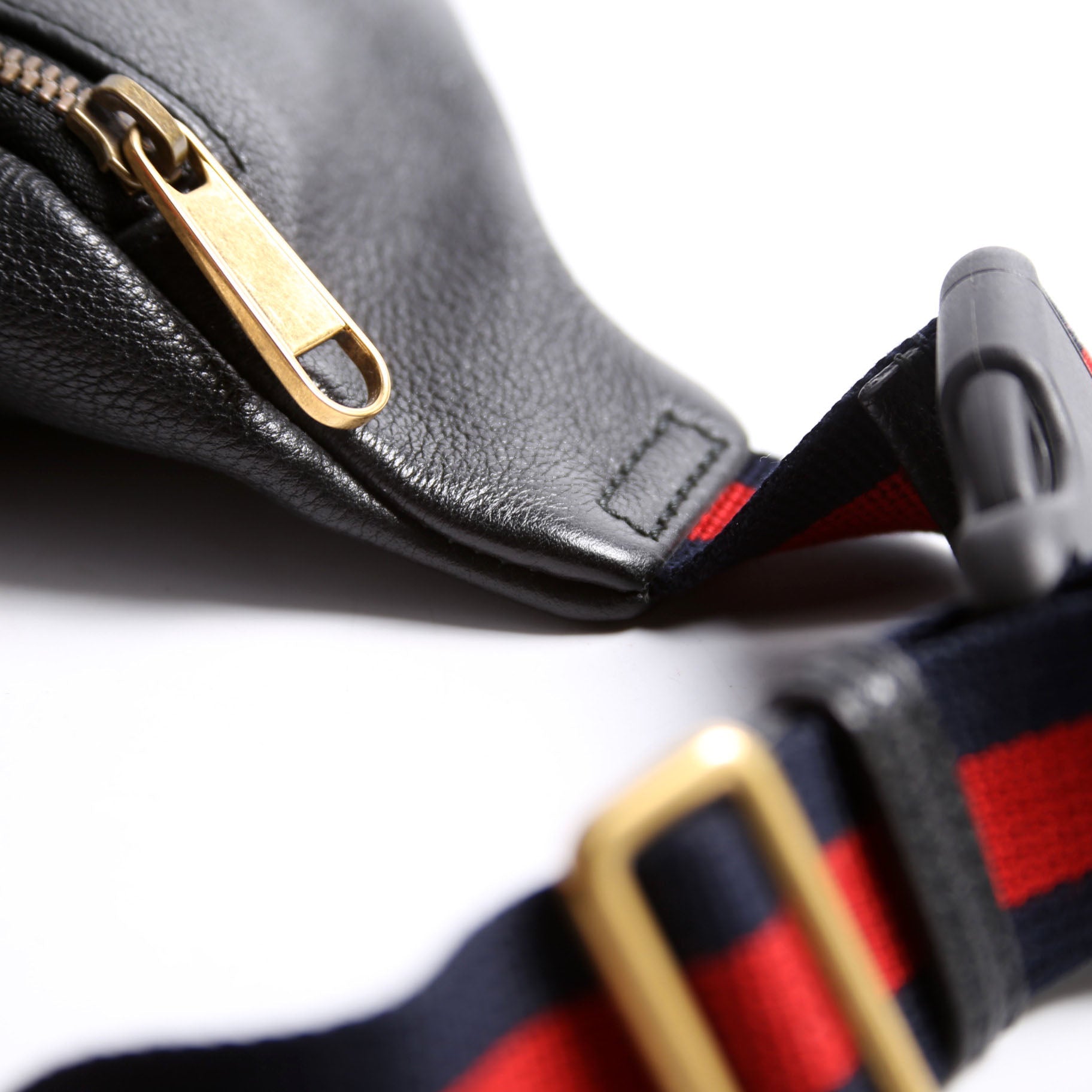 Gucci 493869 Retro Belt Bag Medium Black
