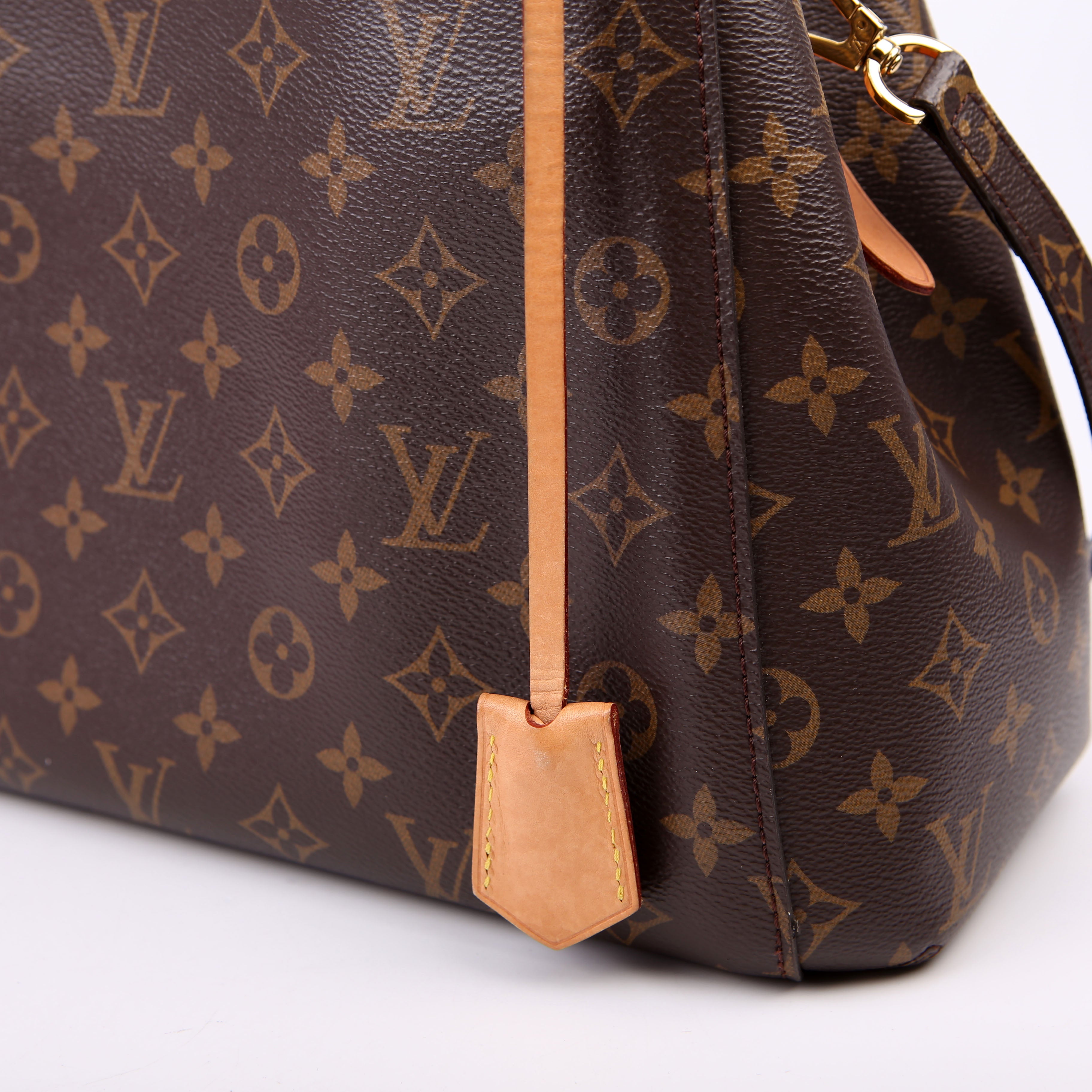 Montaigne MM Monogram