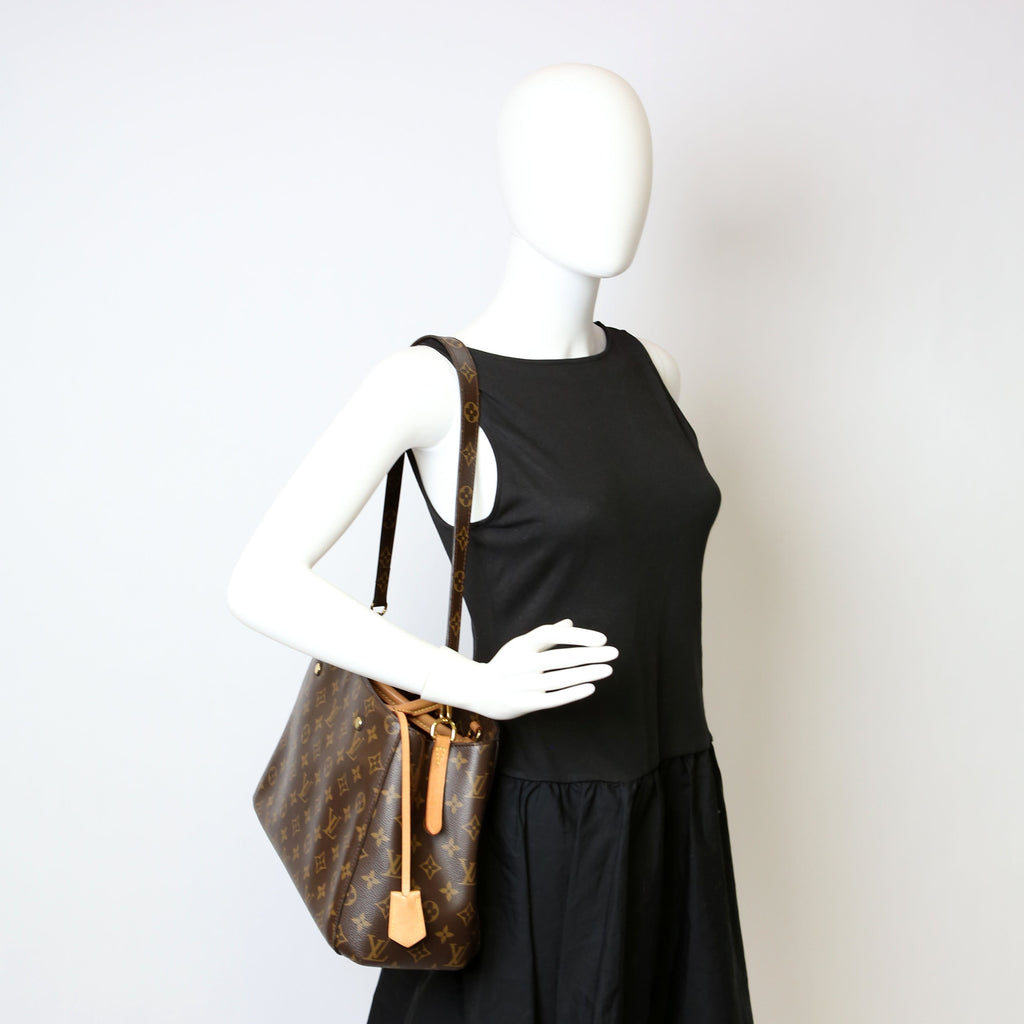 Montaigne MM Monogram