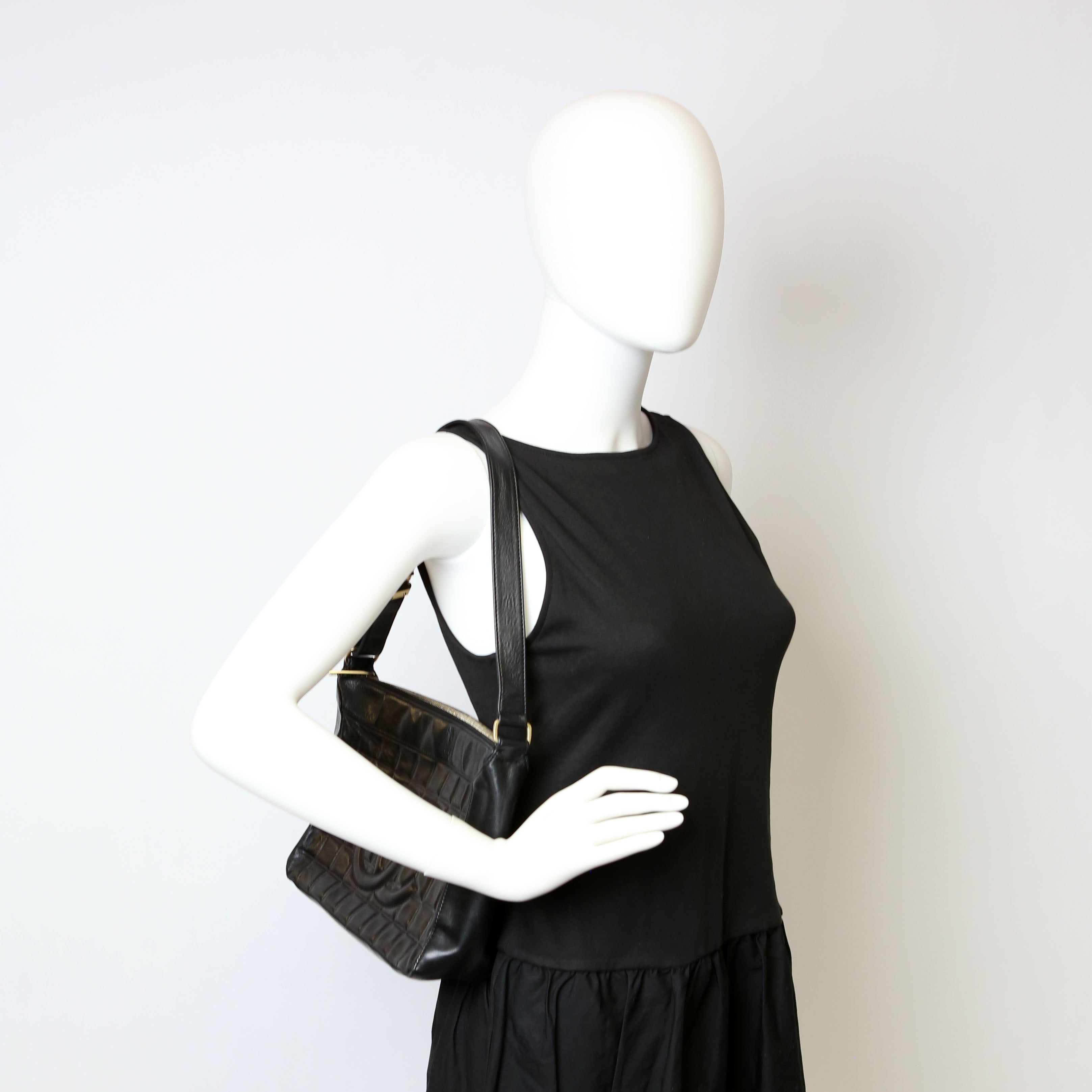 Chocolate Bar Shoulder Bag Lambskin Black
