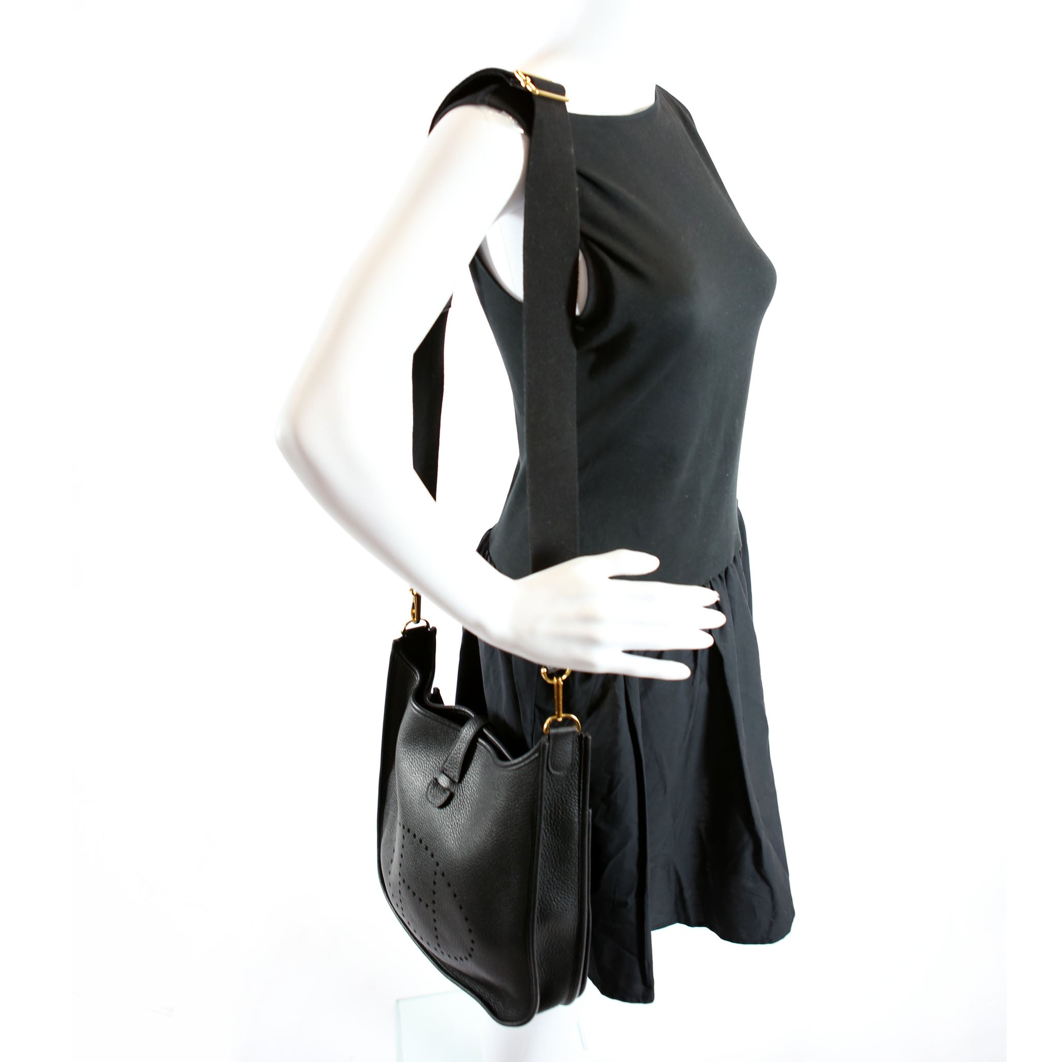 Evelyne III PM Black