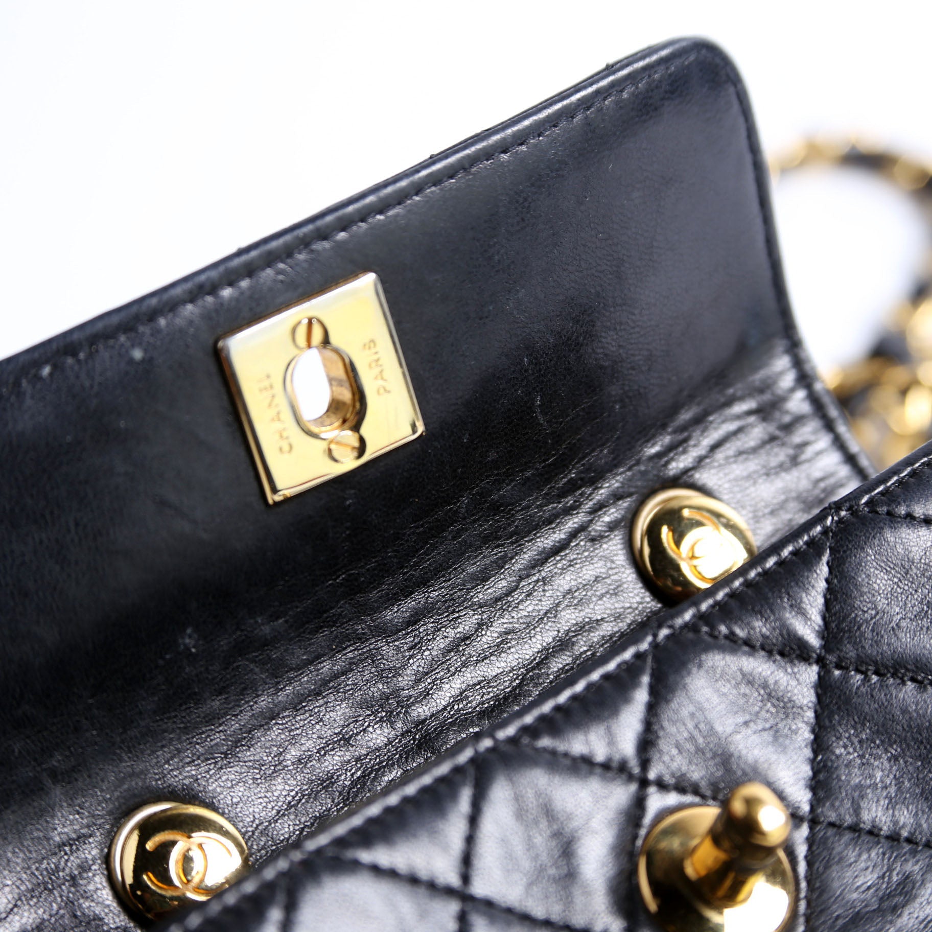 CC Quilted Lambskin Extra Mini Flap Bag 1M Vintage Black