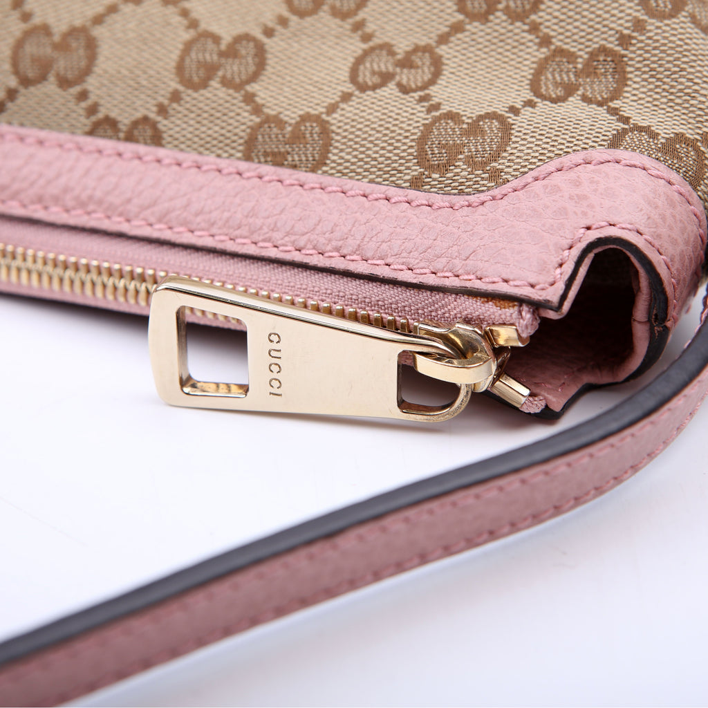 449244 GG Canvas Bree Hobo Pink