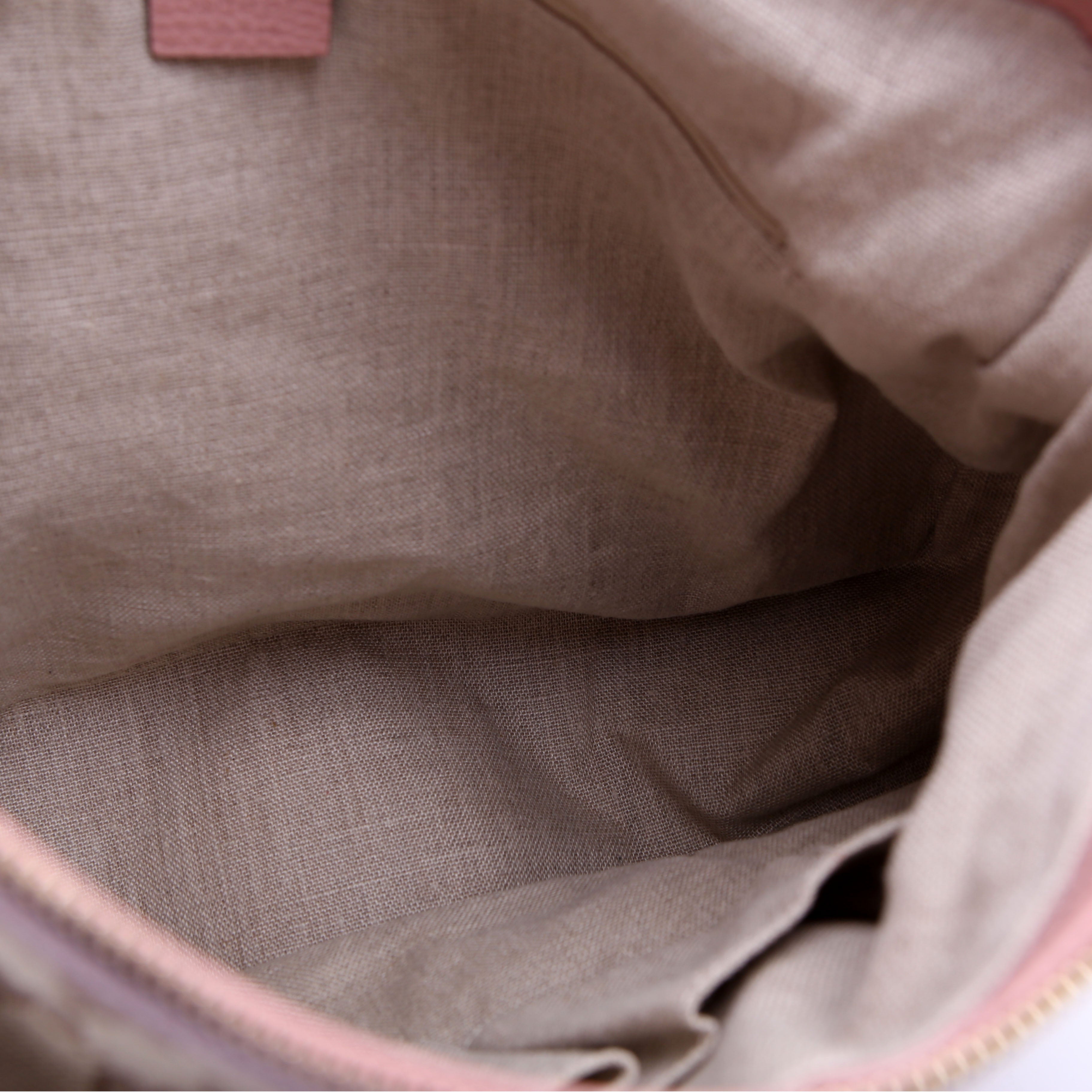 449244 GG Canvas Bree Hobo Pink