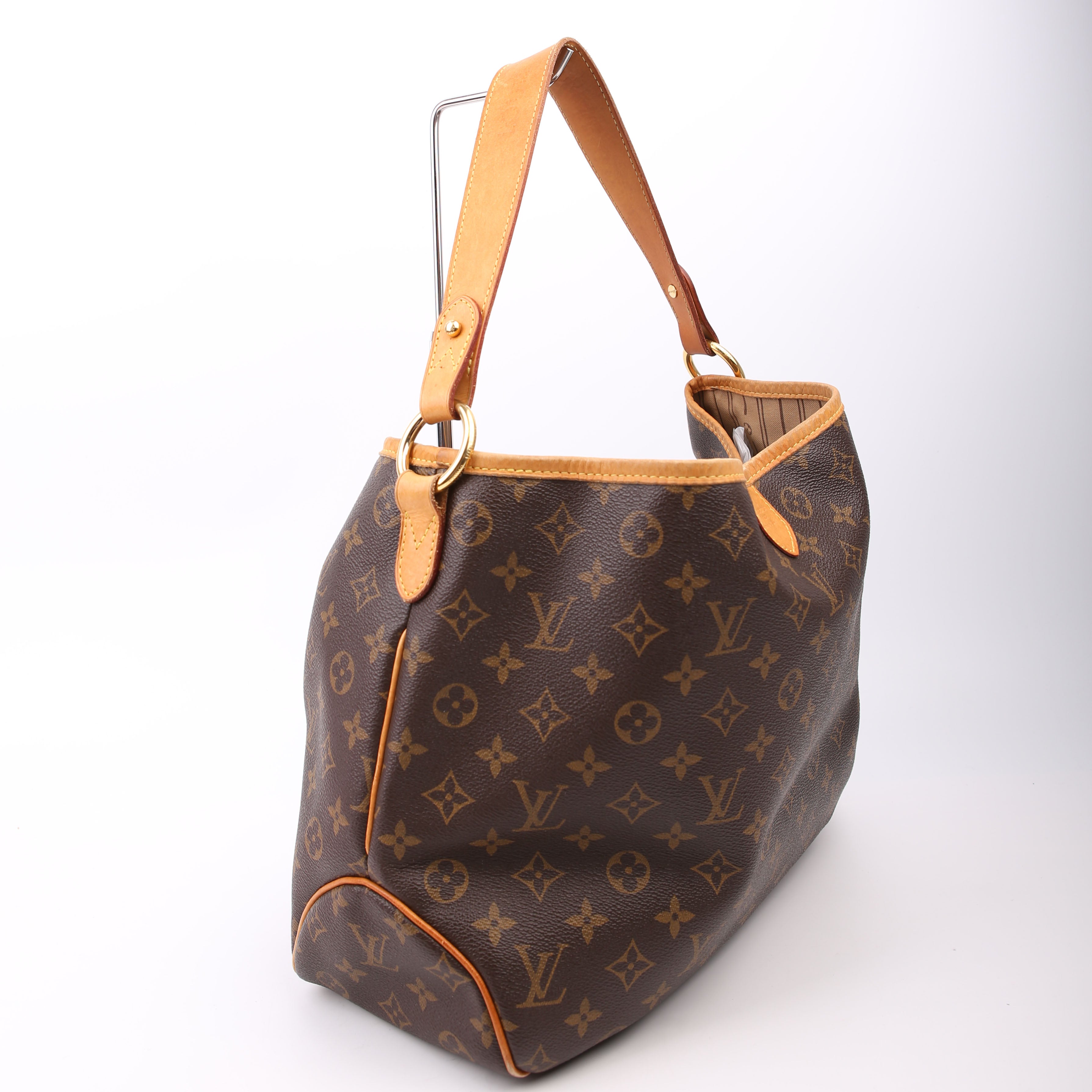Delightful PM Monogram