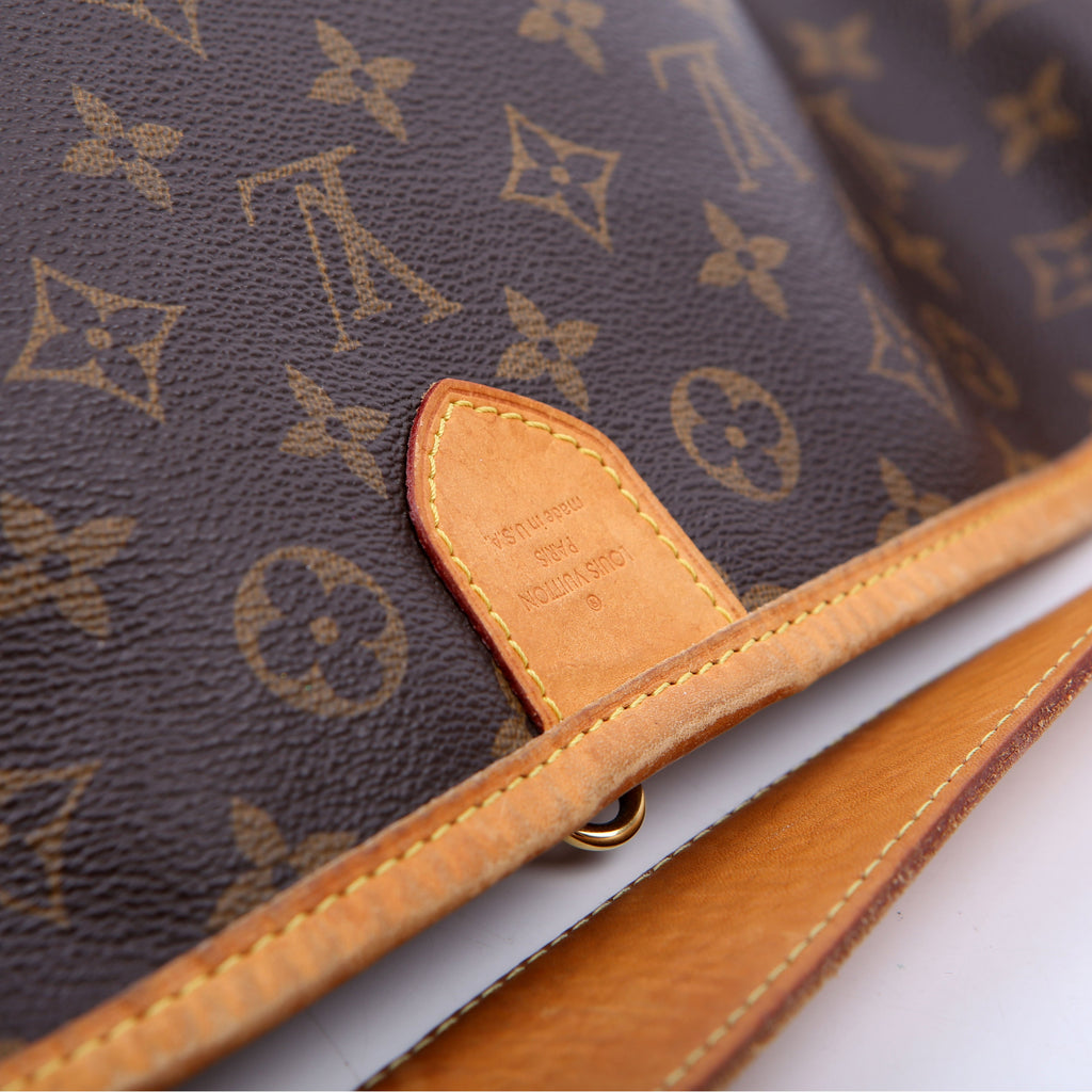Delightful PM Monogram