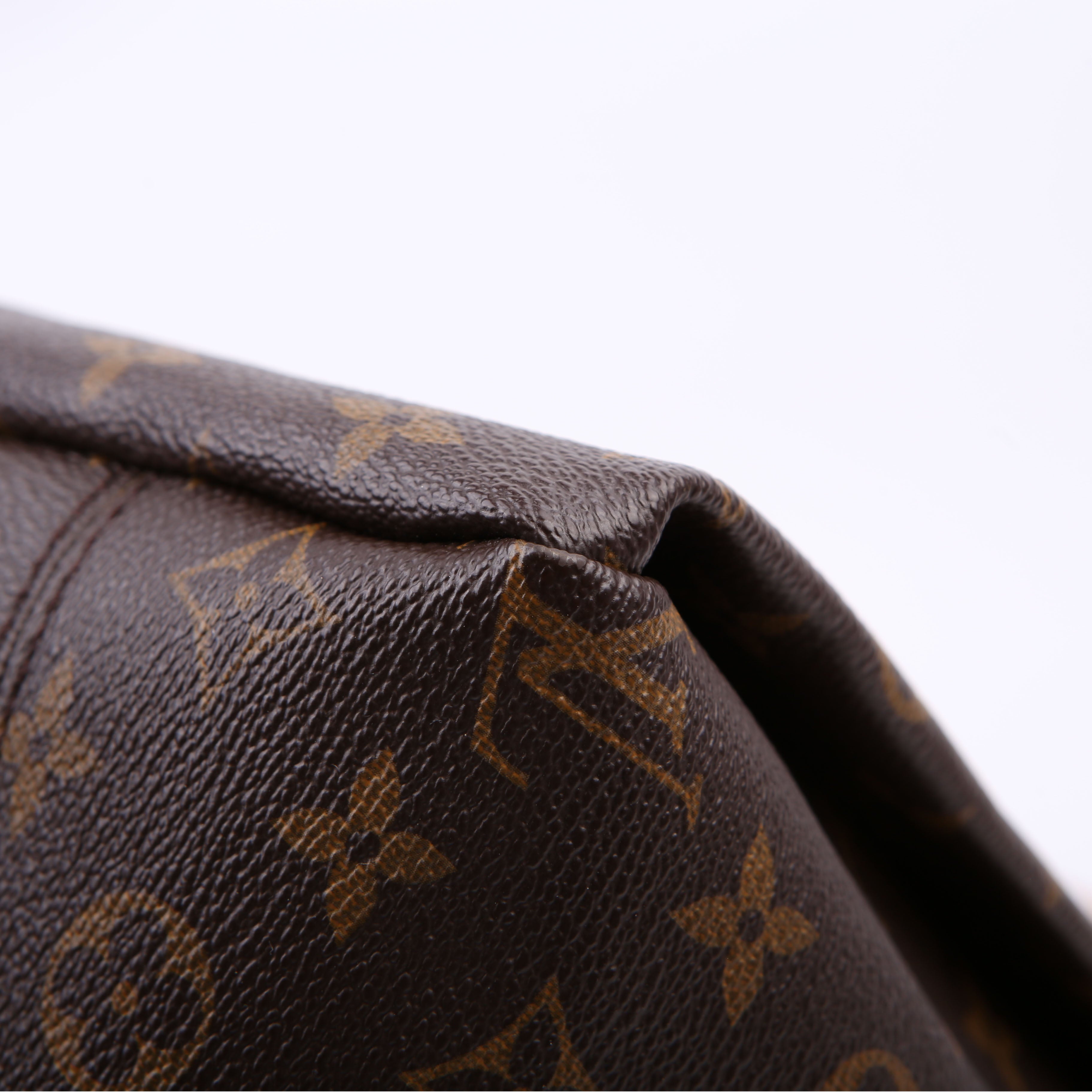 Artsy MM Monogram