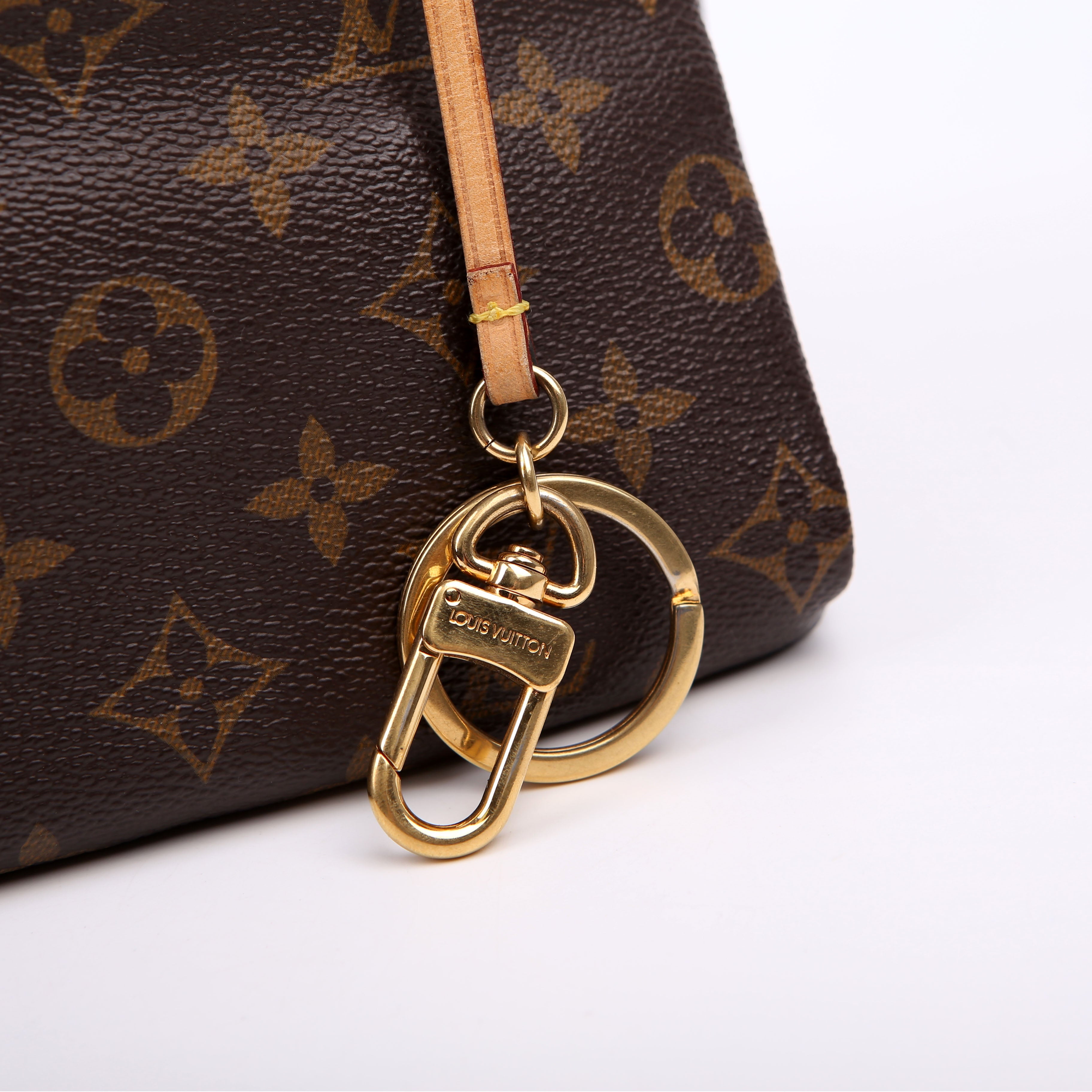 Artsy MM Monogram