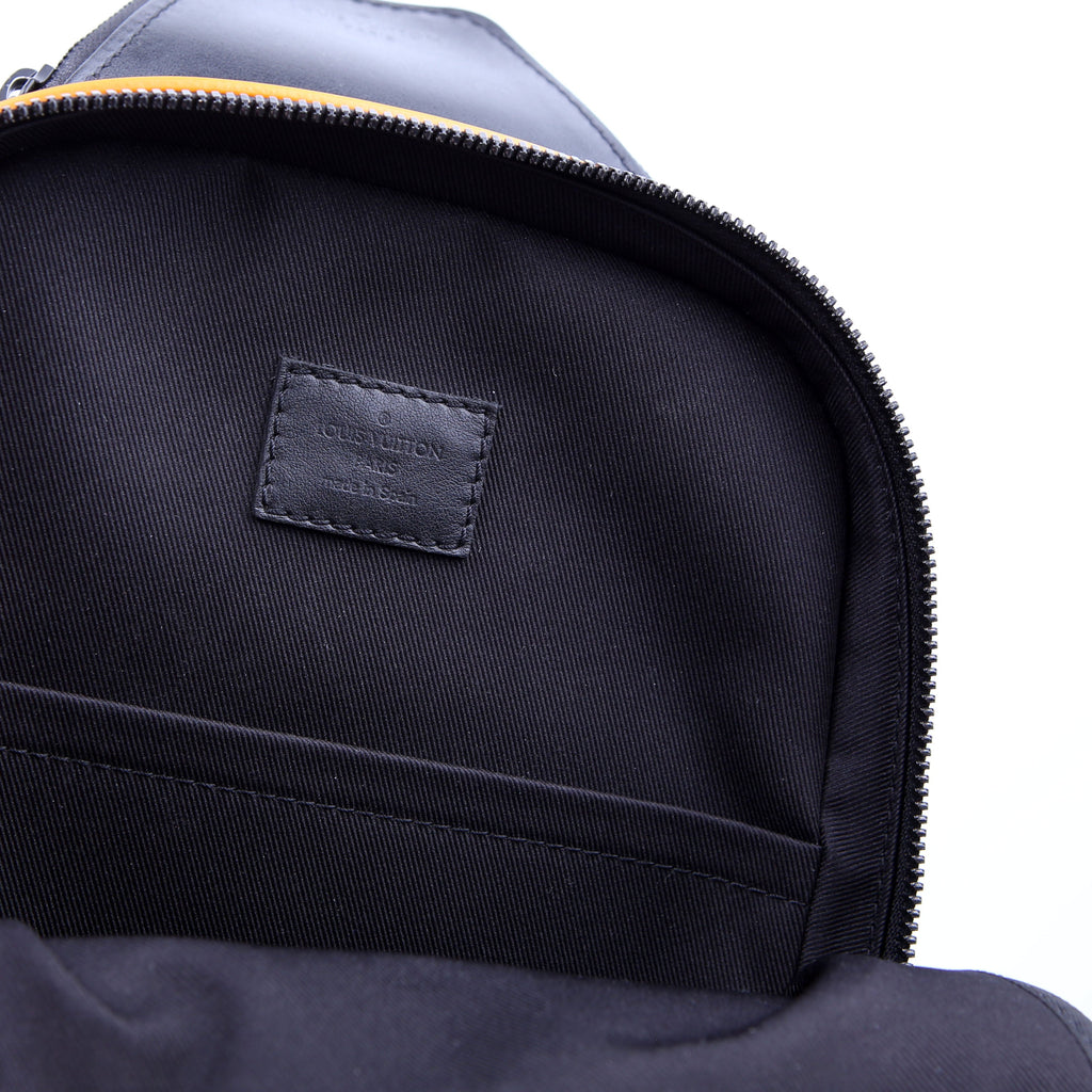 Avenue Sling Bag NM Monogram Black/Orange