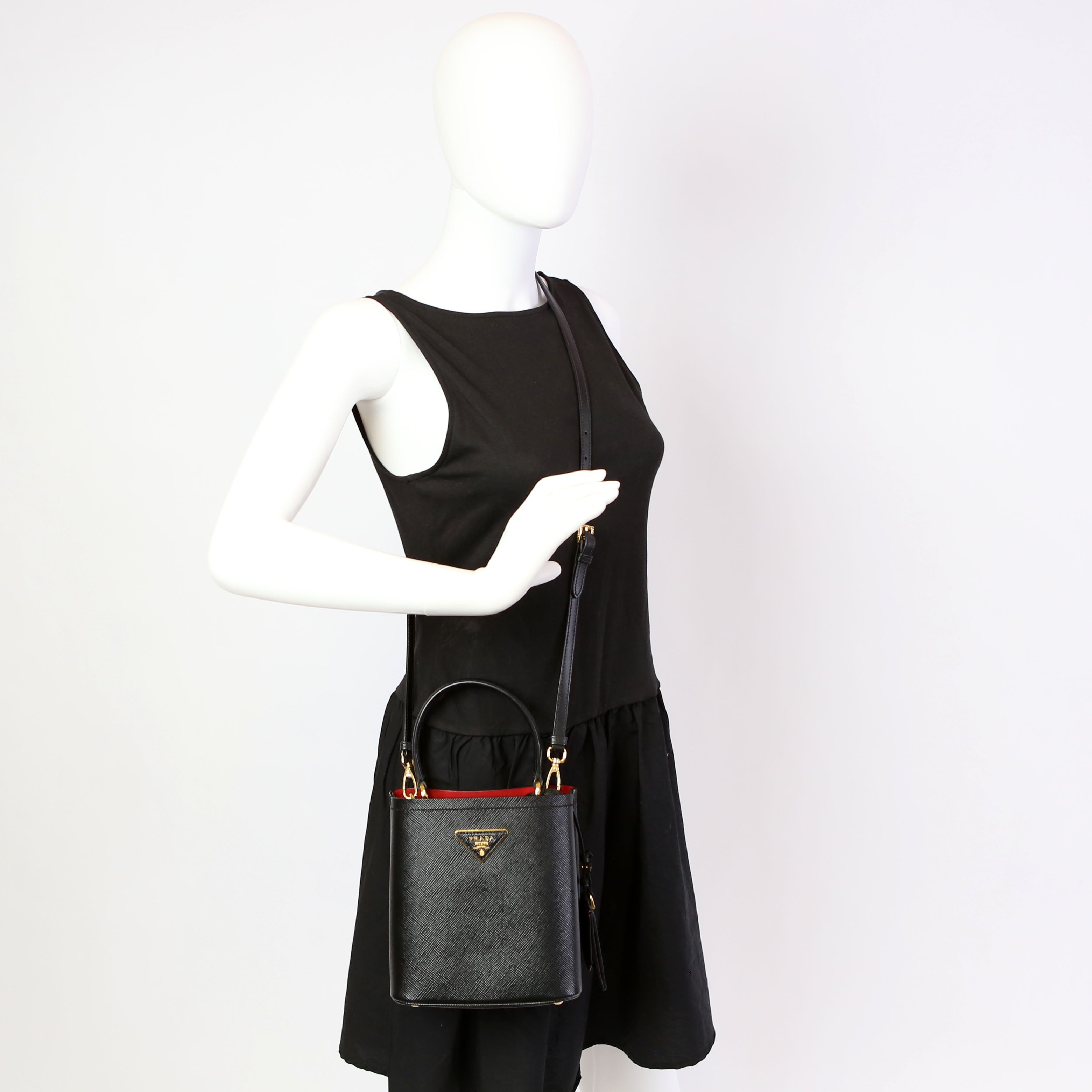 1BA217 Saffiano Cuir Small Panier Bag Black
