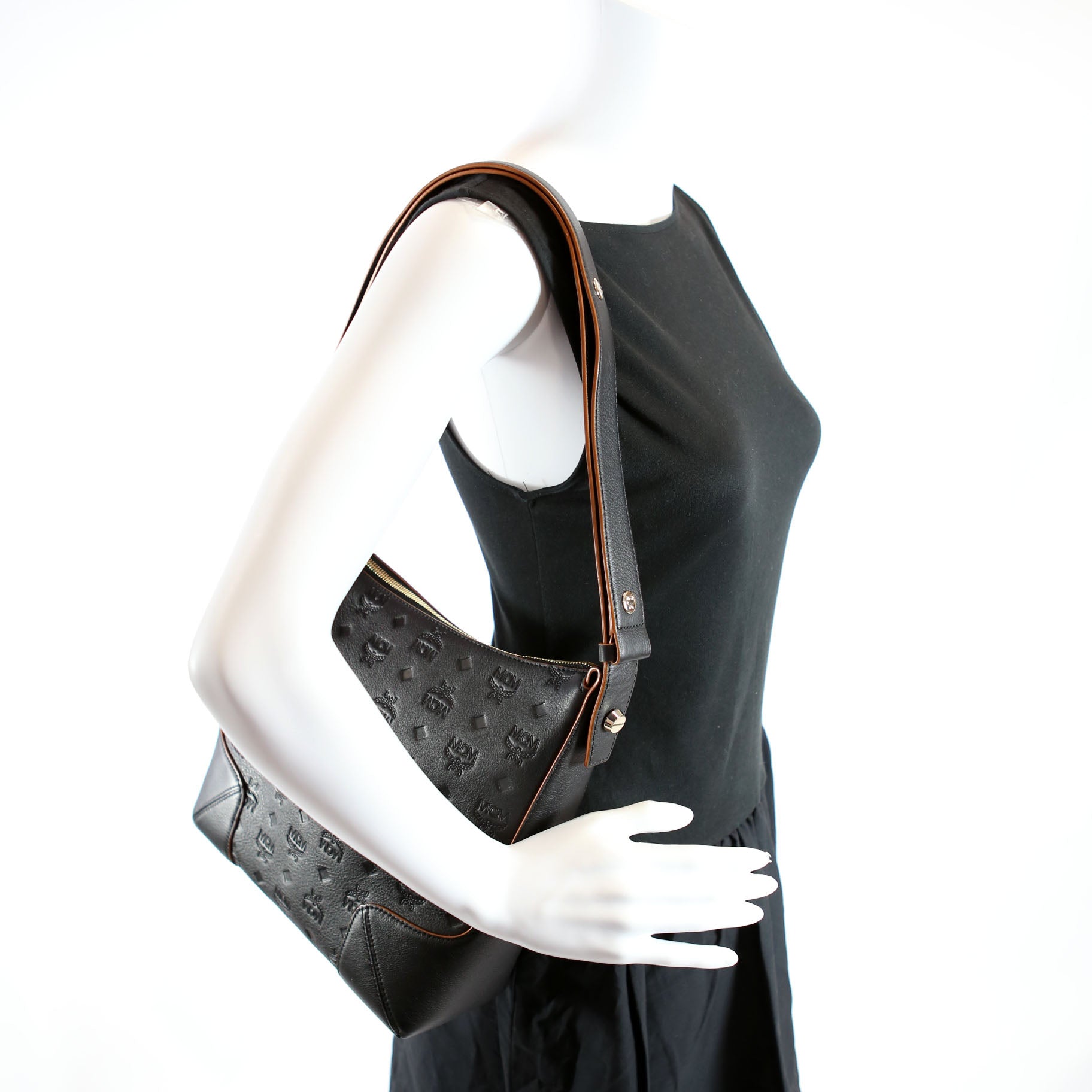 Klara Hobo Leather Medium Black