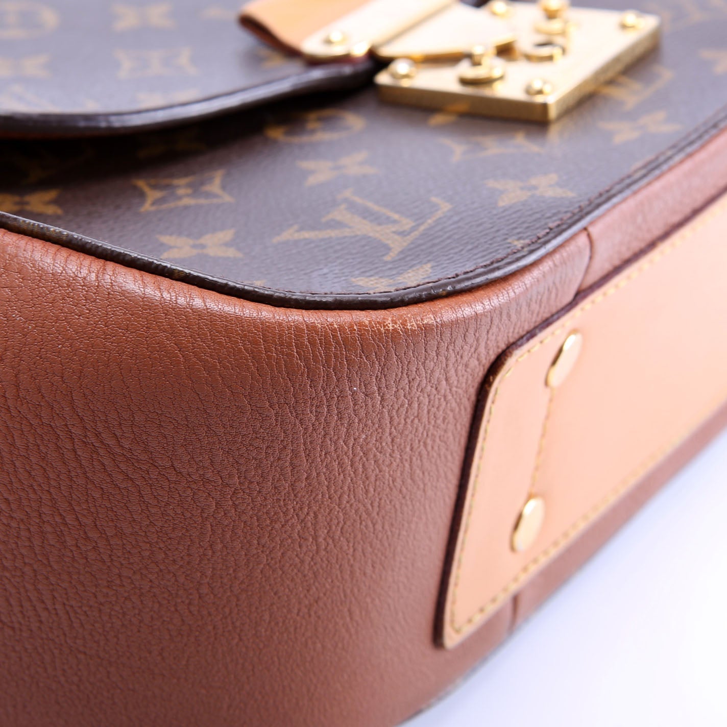 Aurore Eden MM Monogram