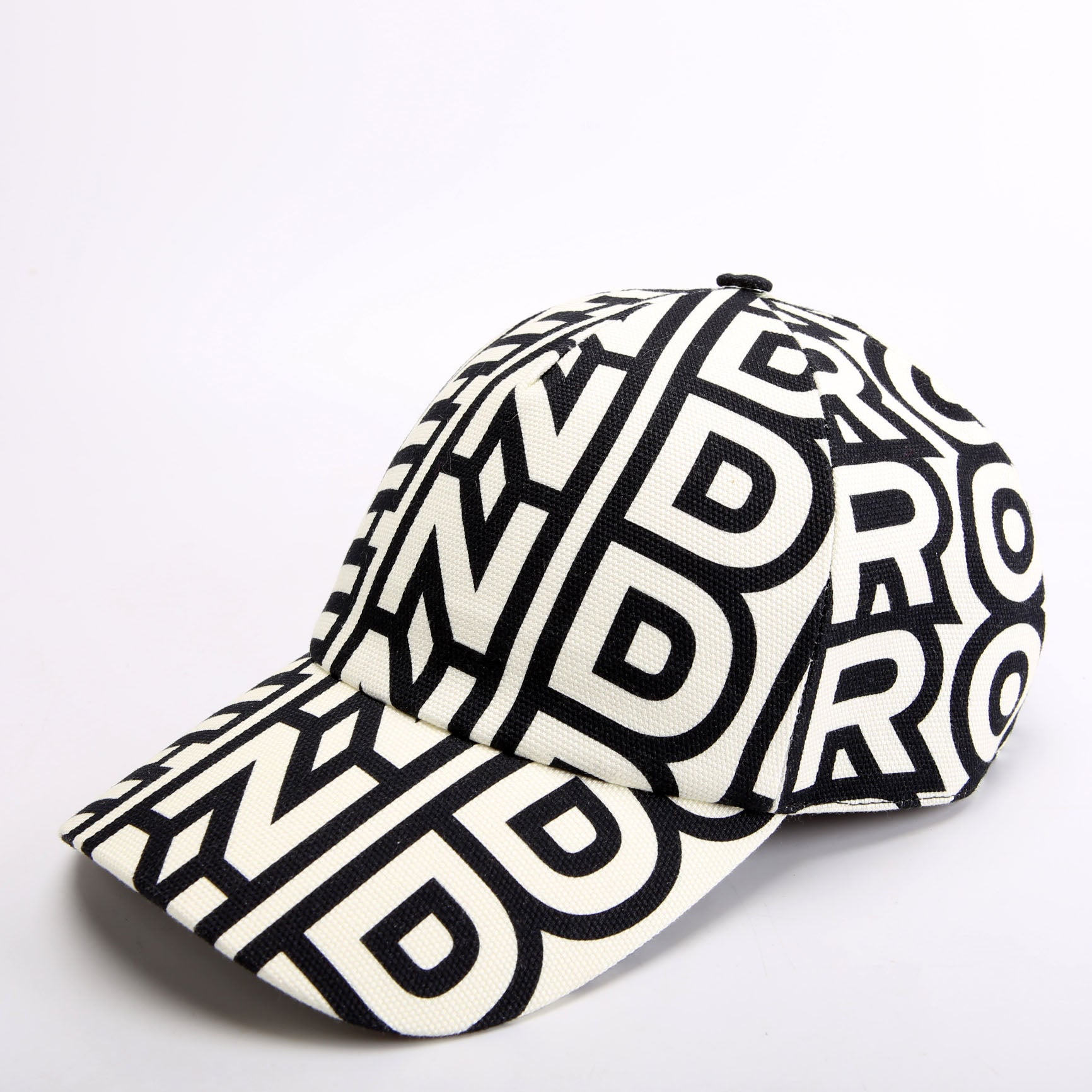 FXQ675 X Marc Jacobs Roma Baseball Cap Size 57