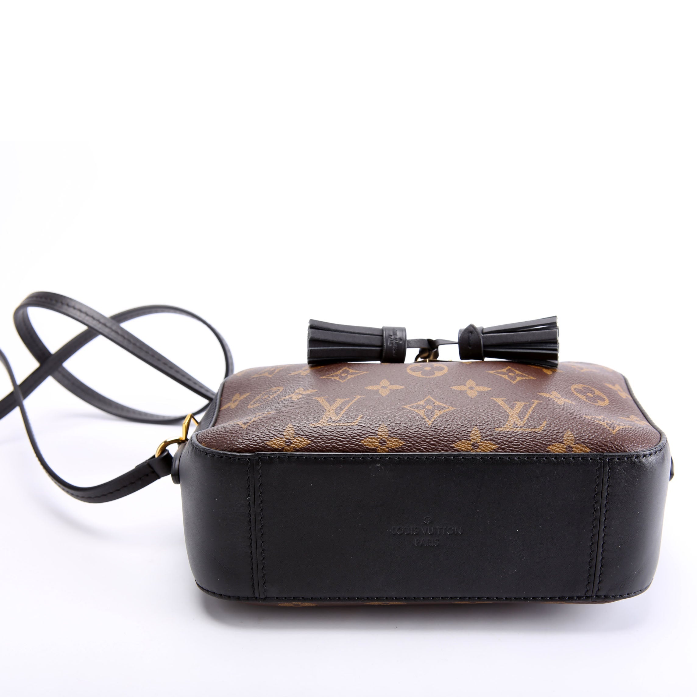 Saintonge Monogram Black