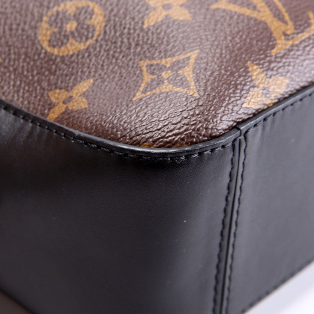 Saintonge Monogram Black