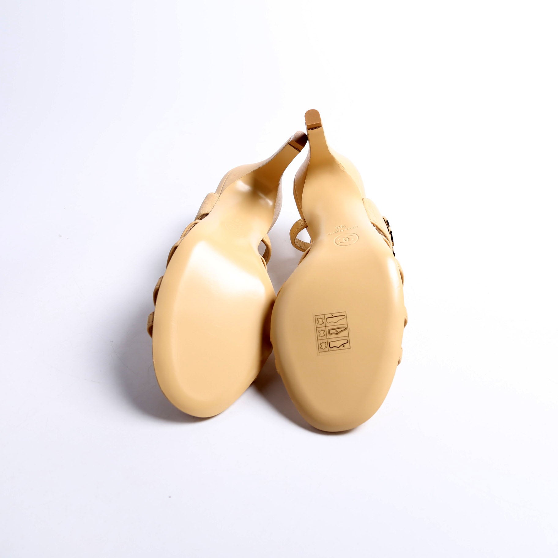 CC Logo Strappy Sandal Heels Size 36 Tan