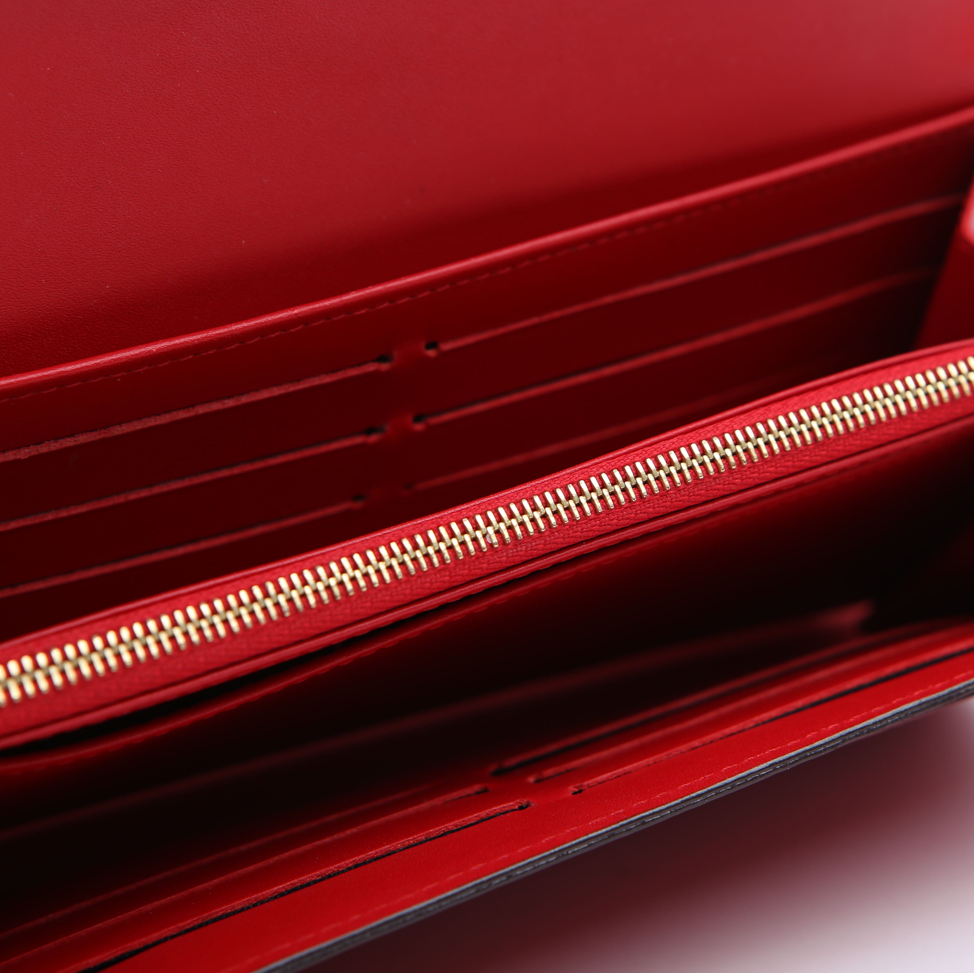 Sarah Wallet Vernis Newer Red