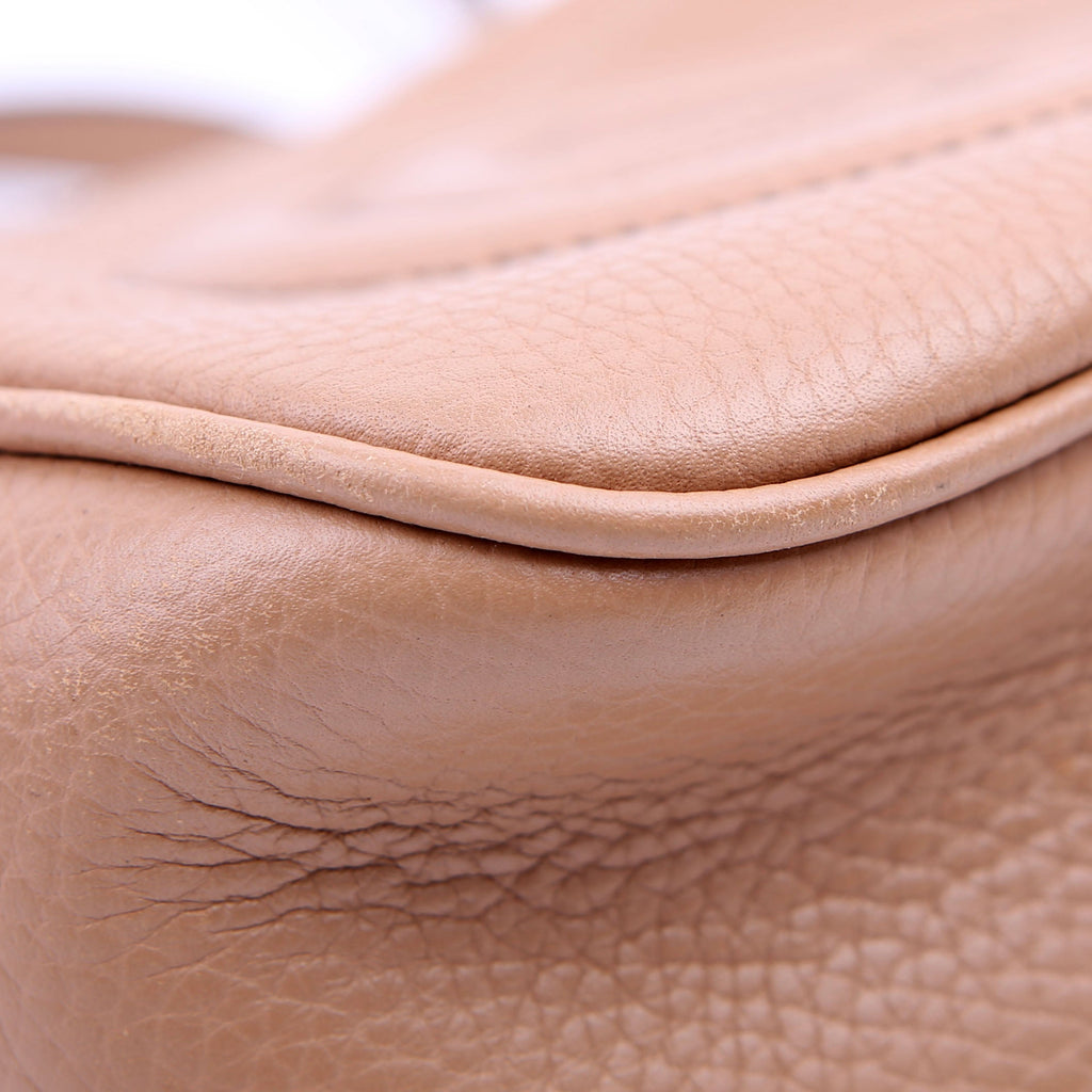 308364 Soho Disco Crossbody Tan