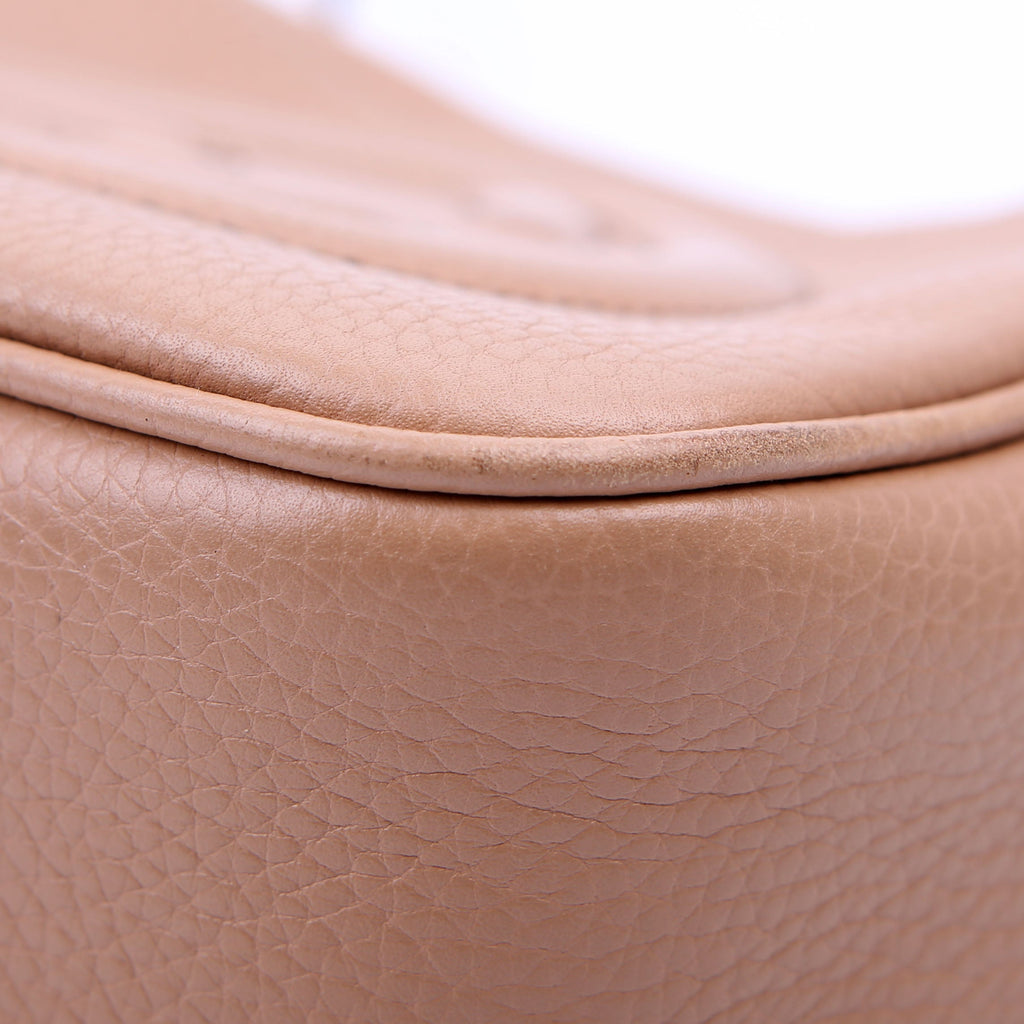 308364 Soho Disco Crossbody Tan