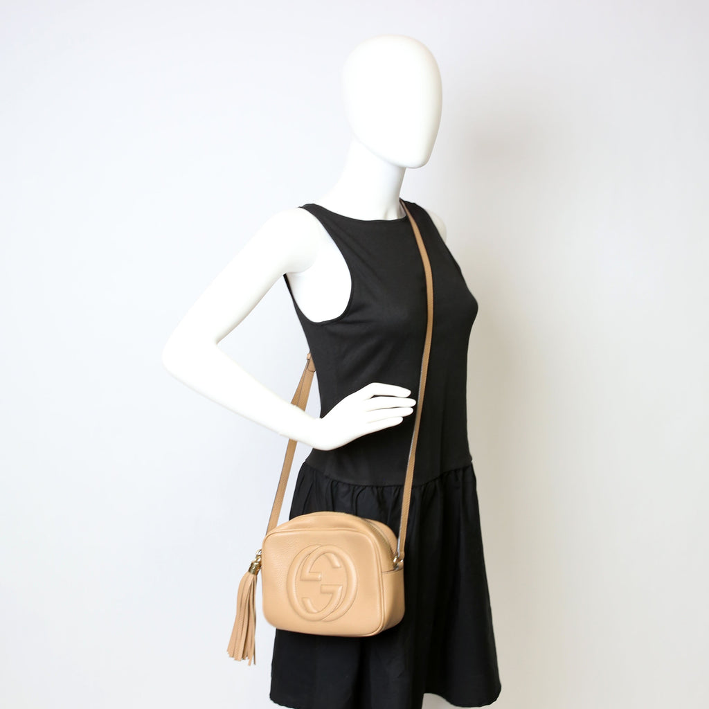 308364 Soho Disco Crossbody Tan