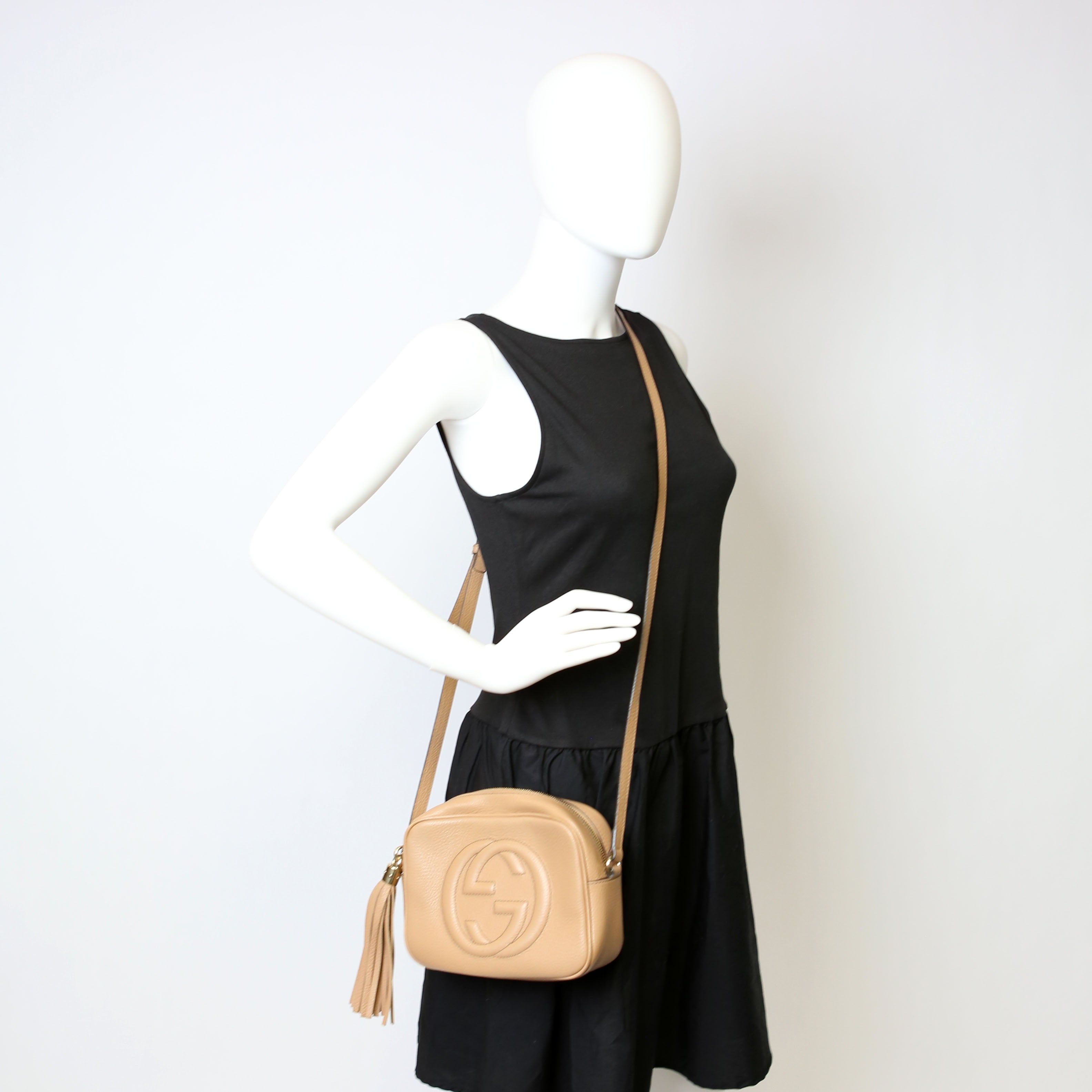 308364 Soho Disco Crossbody Tan
