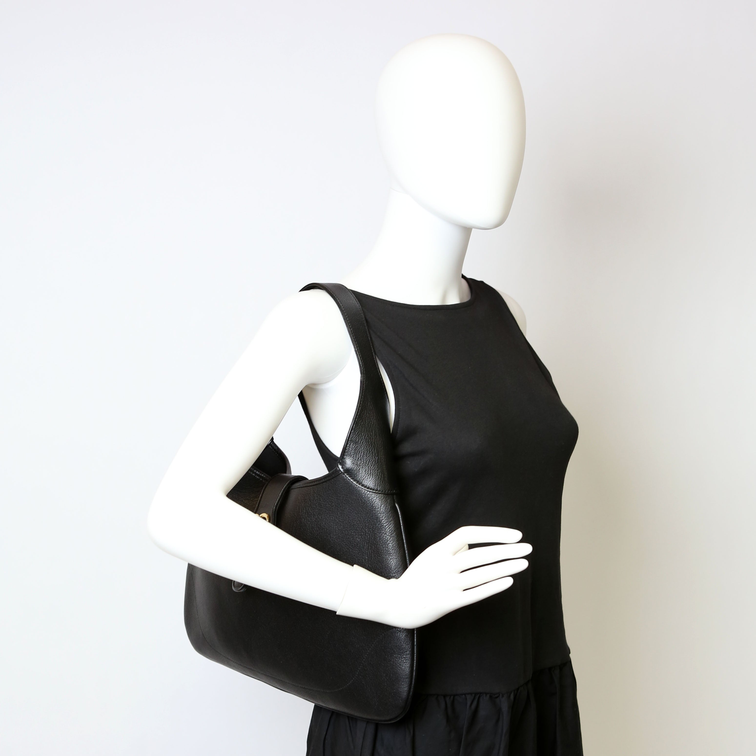 726274 Aphrodite Medium Shoulder Bag Black