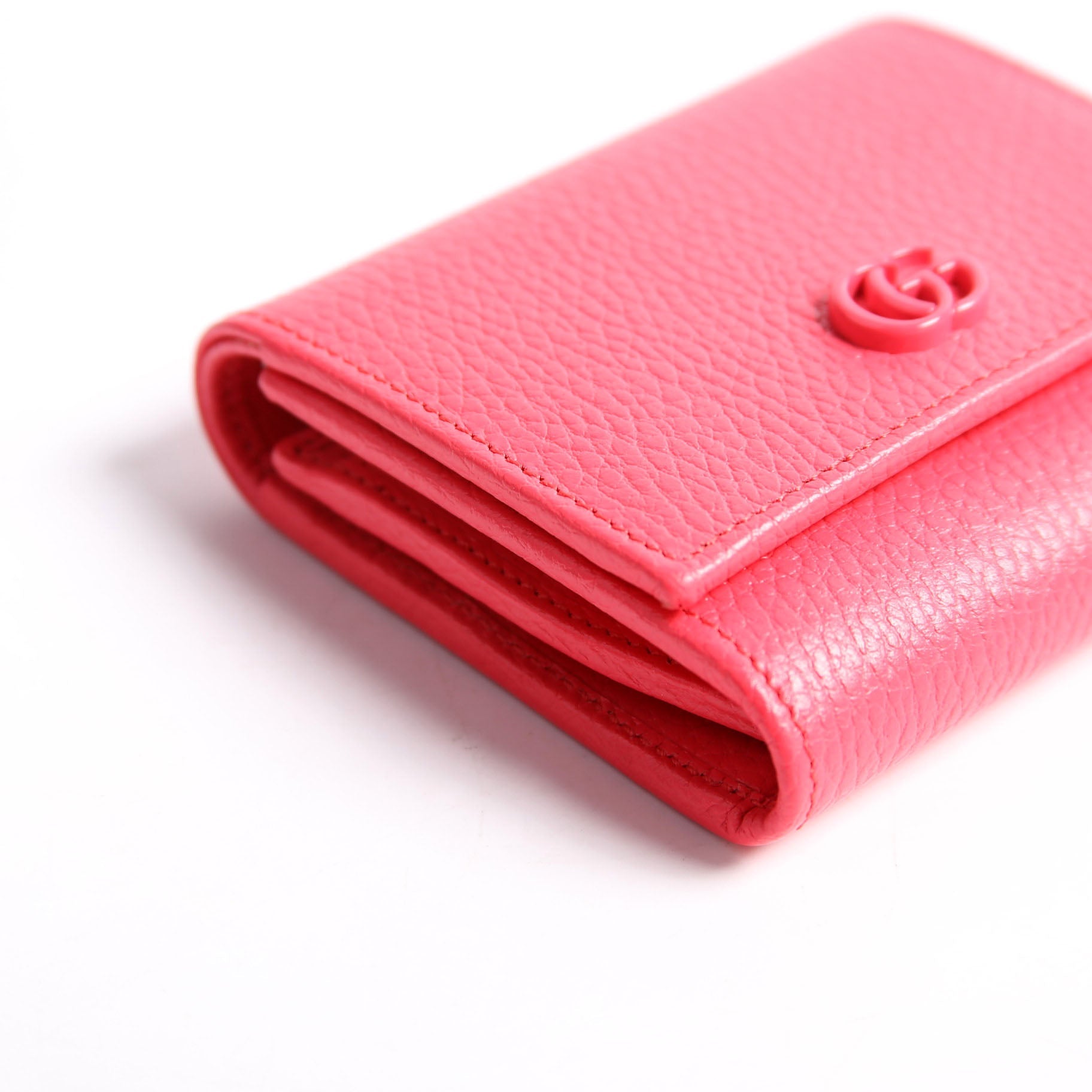 596587 Marmont Monochrome Medium Wallet Pink