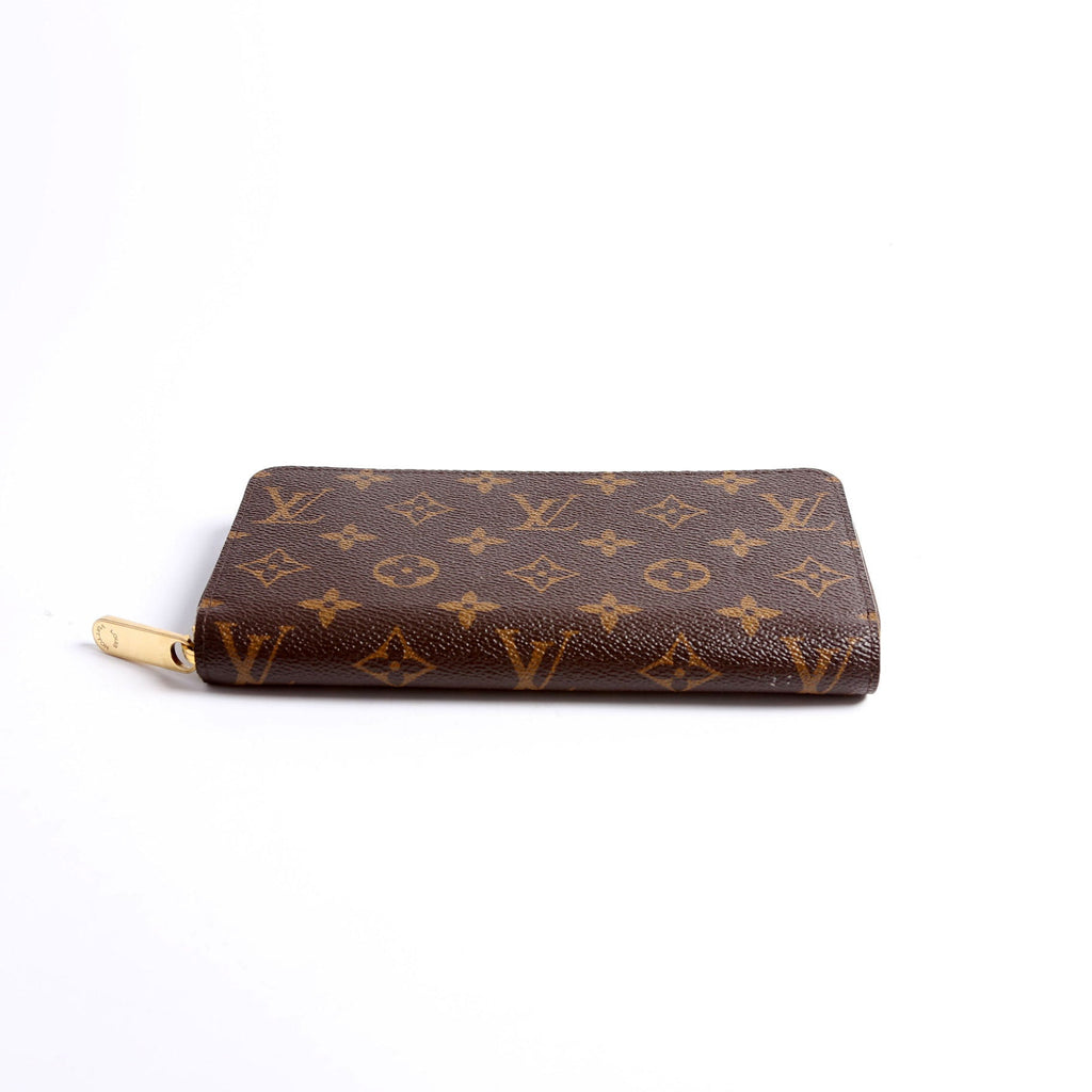 Zippy Wallet Monogram