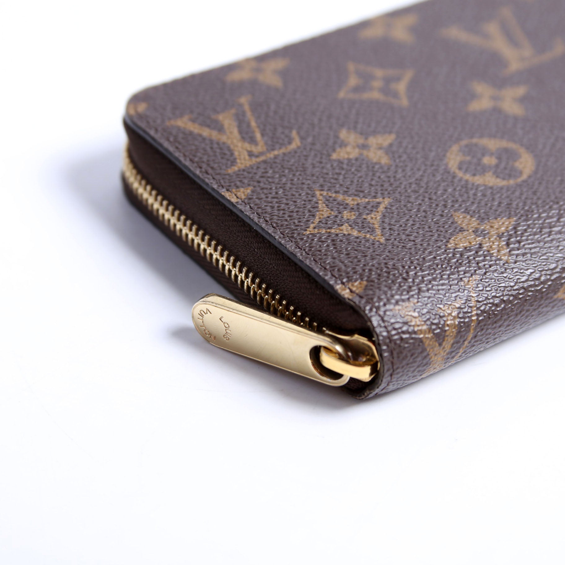 Zippy Wallet Monogram