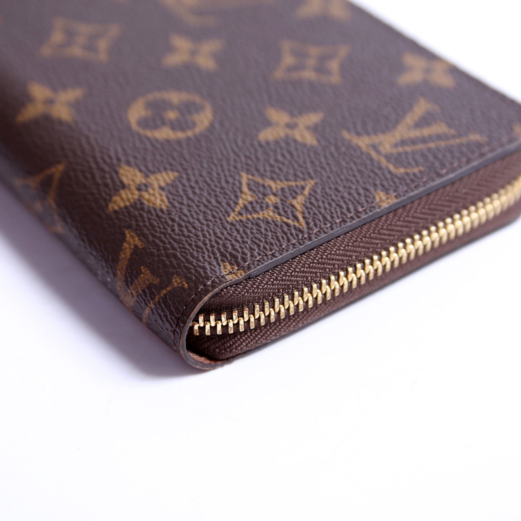 Zippy Wallet Monogram