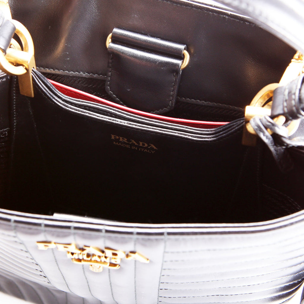 1BA212 Diagramme Leather Medium Panier Bag Black