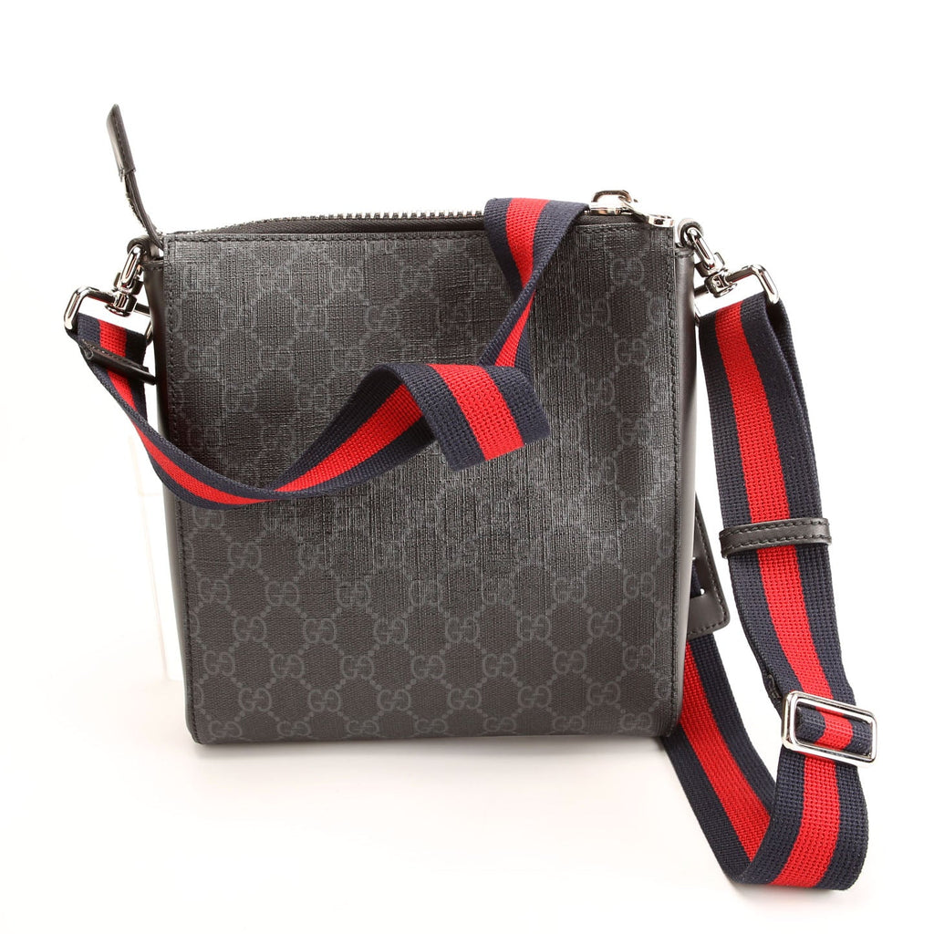 Gucci 523599 Supreme Messenger Bag