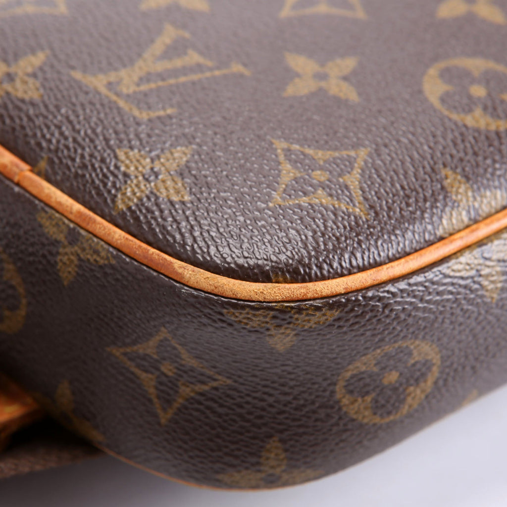 Pochette Gange Monogram