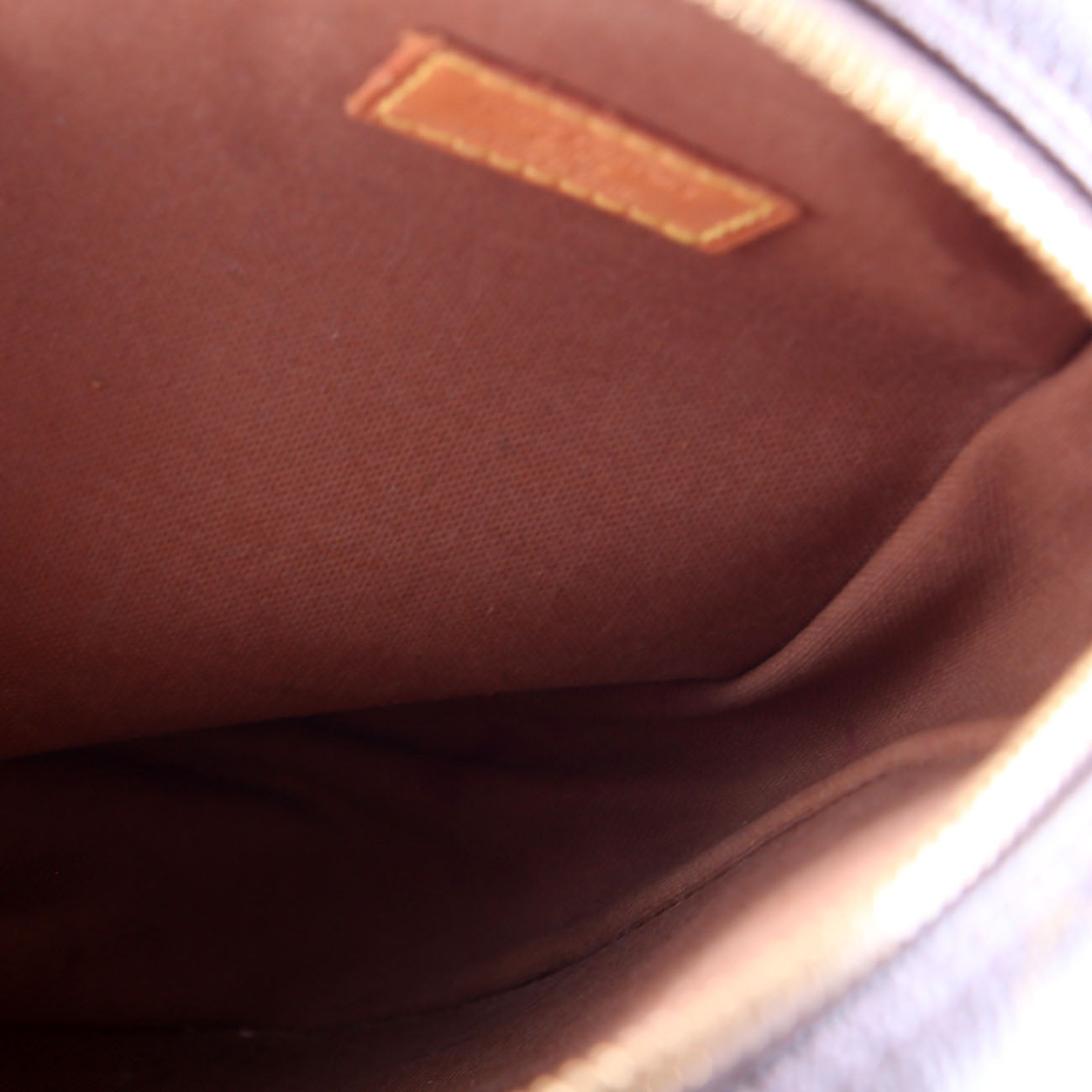Pochette Gange Monogram