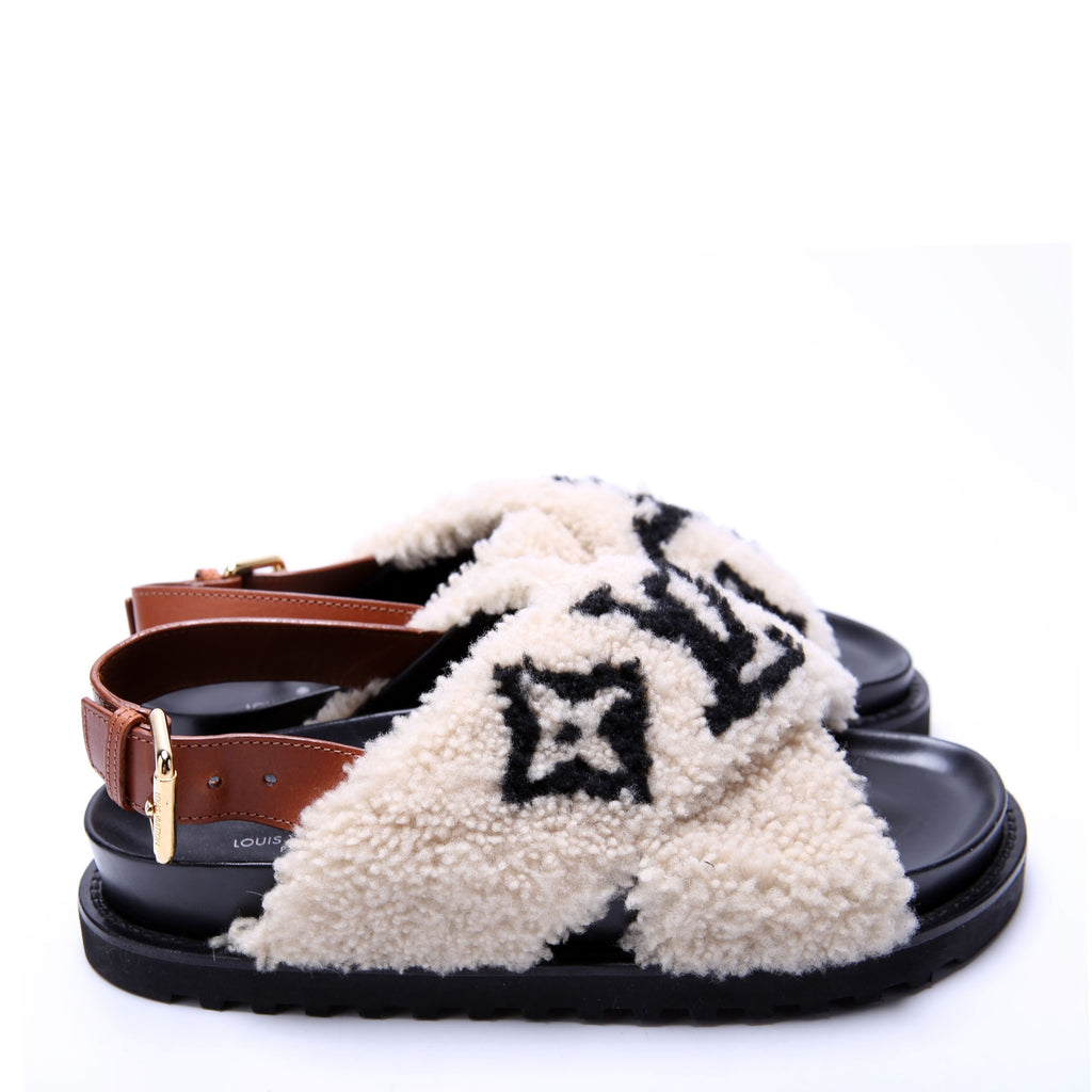 Paseo Flat Comfort Mules Size 38
