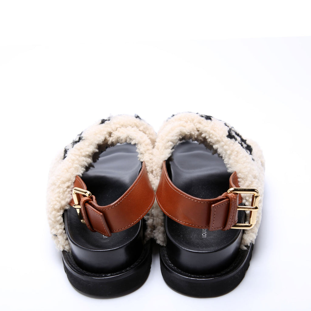 Paseo Flat Comfort Mules Size 38