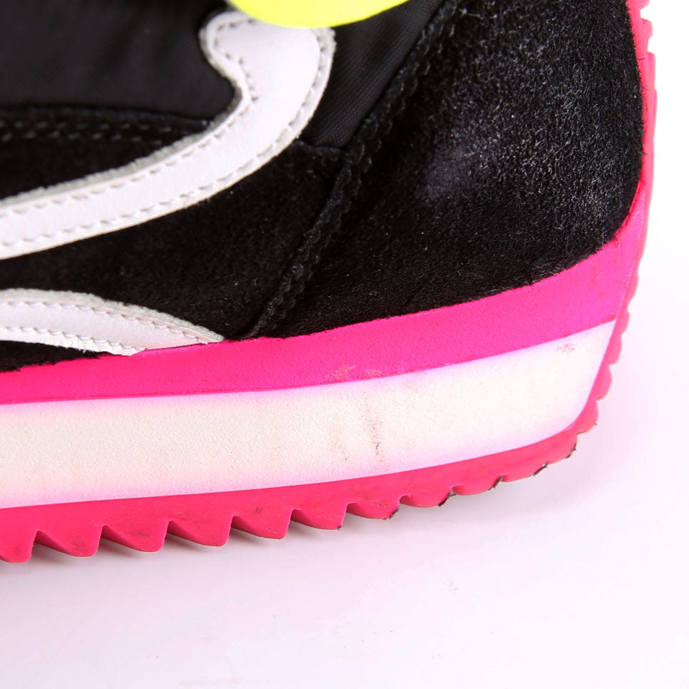 Flow Runner Mesh/Suede Sneakers Size 38