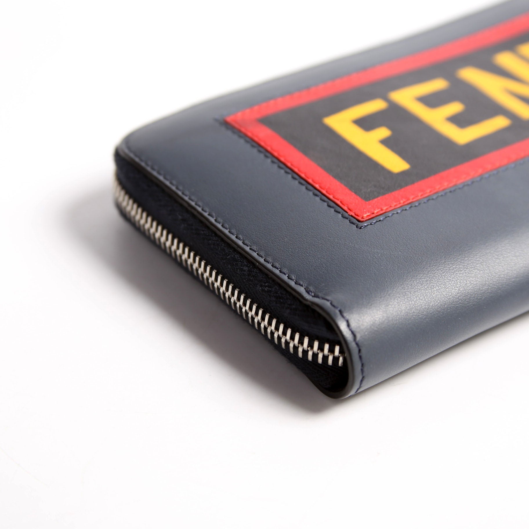 7M0210 Leather Zip Around Wallet Navy