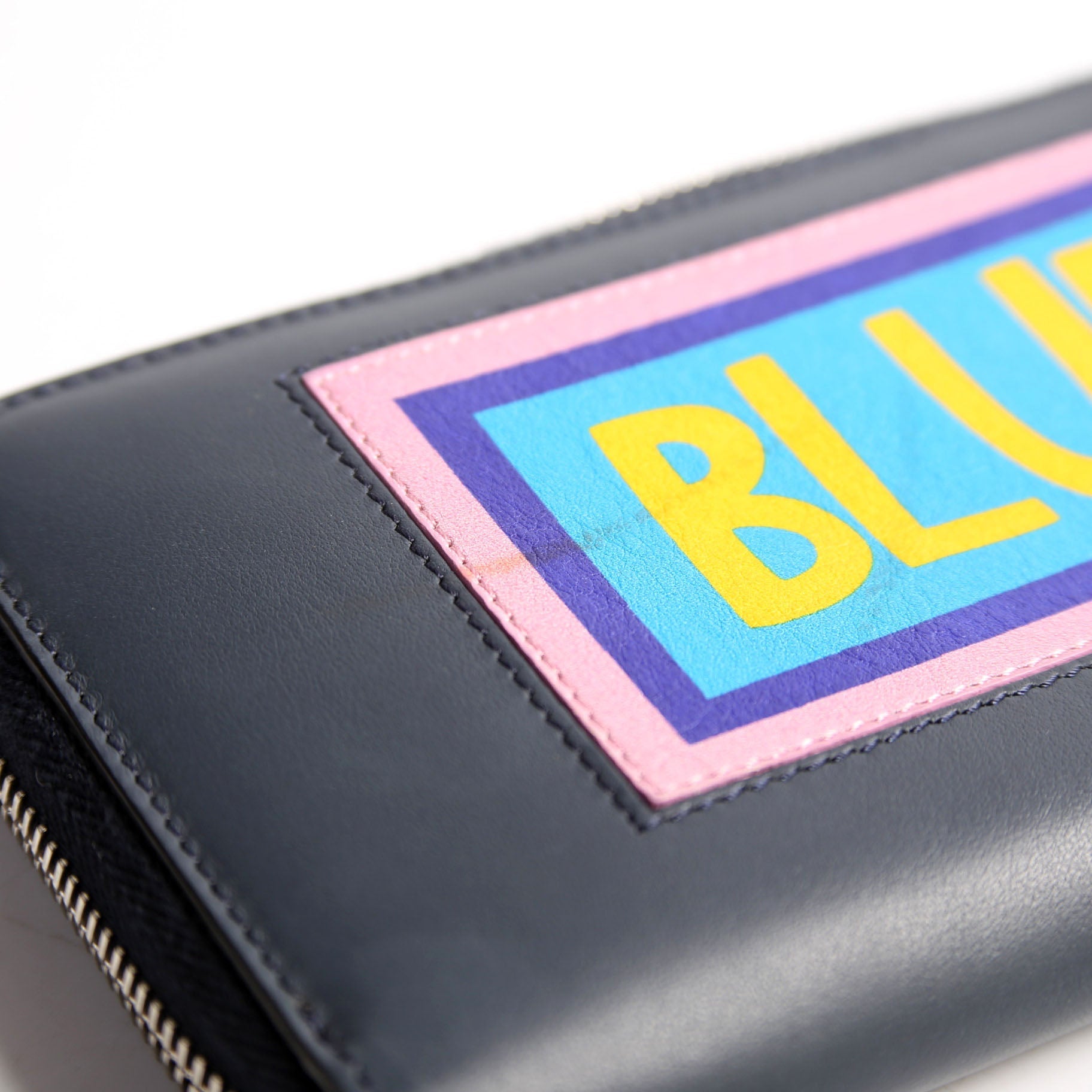 7M0210 Leather Zip Around Wallet Navy