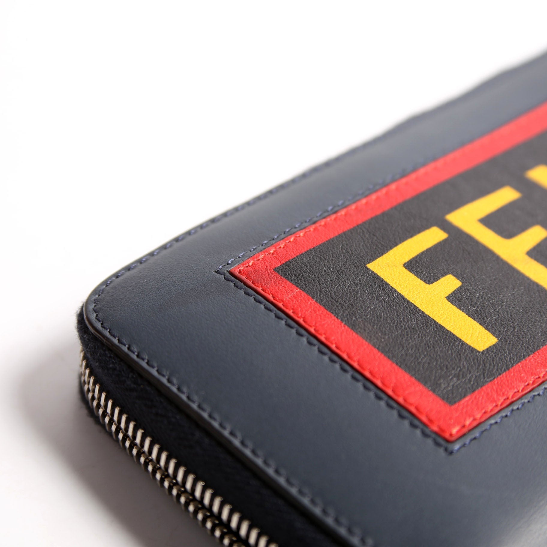 7M0210 Leather Zip Around Wallet Navy
