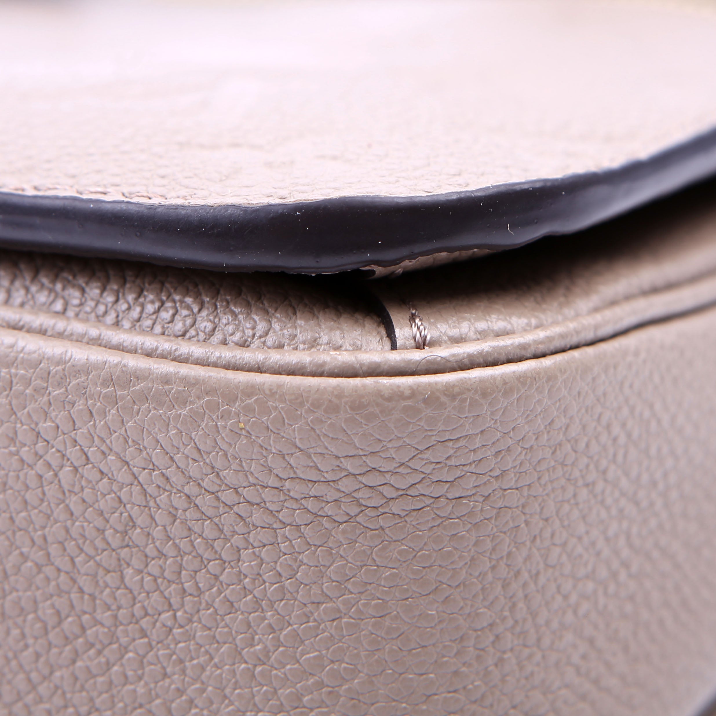 Pochette Metis Empreinte Taupe
